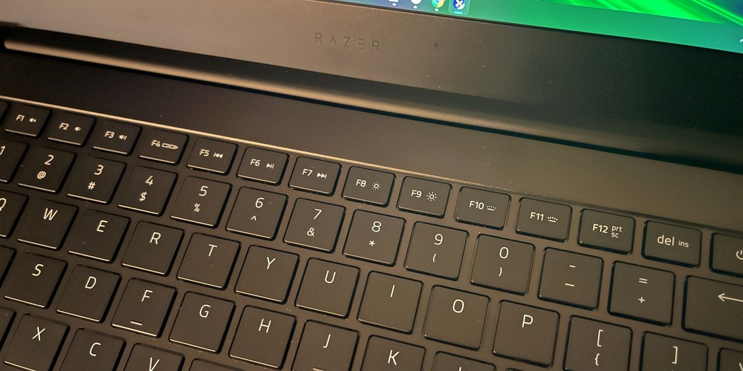 bàn phím razer blade 14