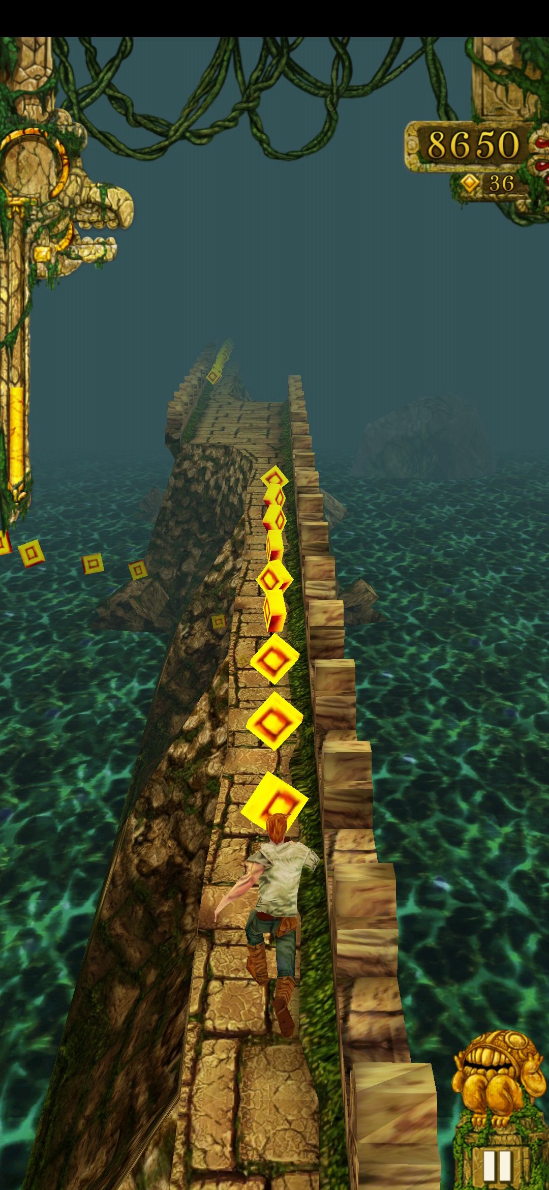 Temple Run In-game Character Running While Collecting Coins