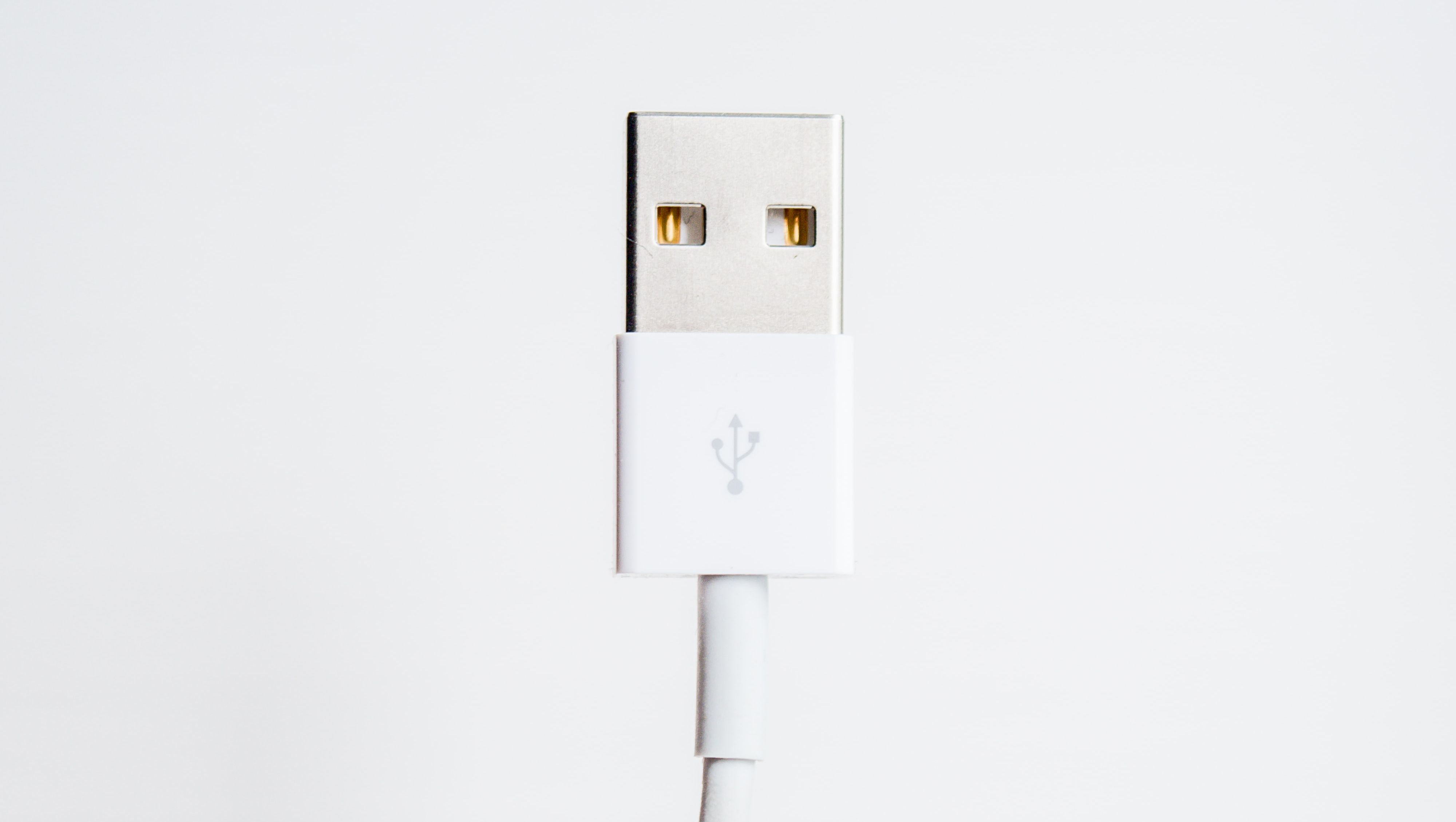 white apple usb cable