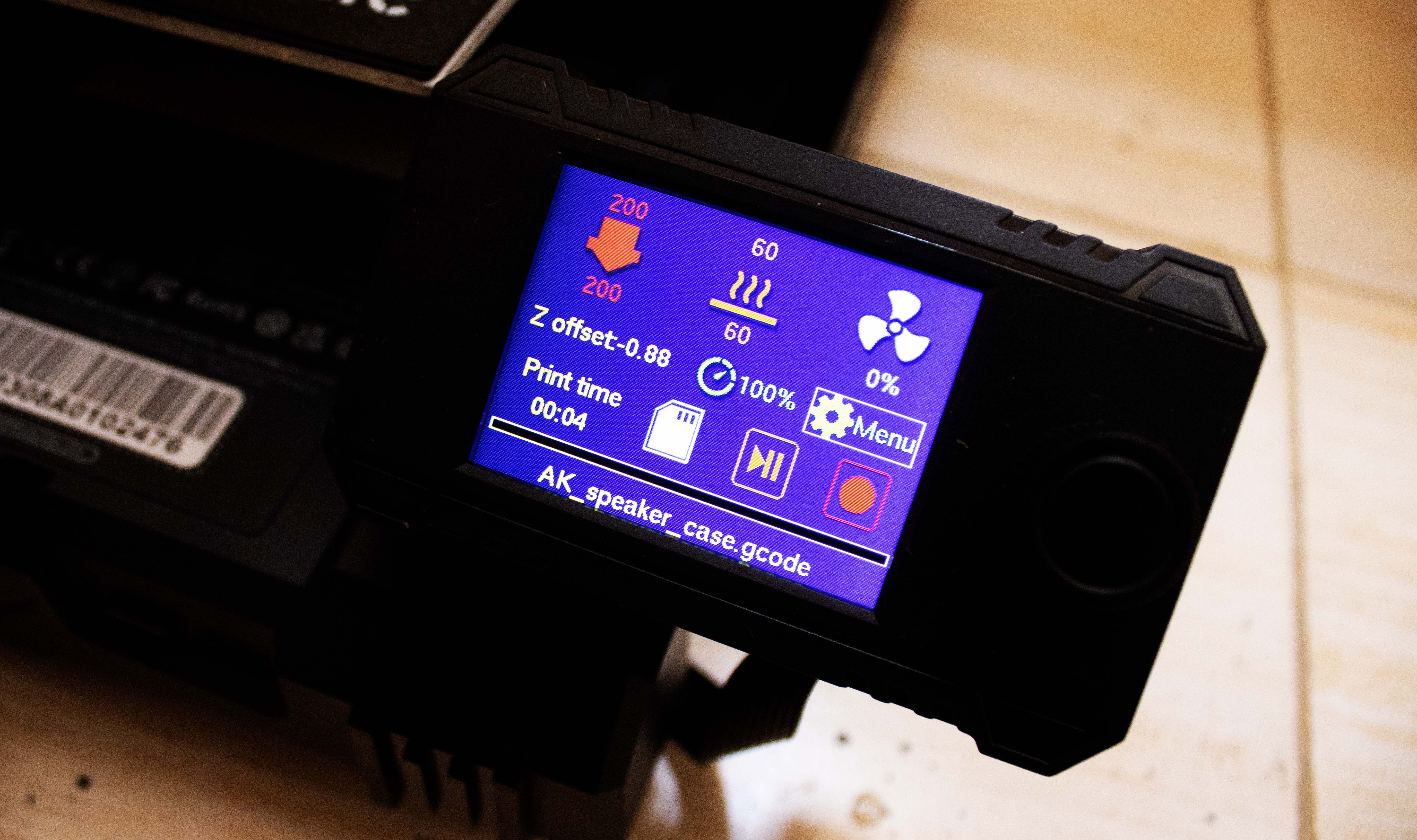 3D printer screen showing temperature settings
