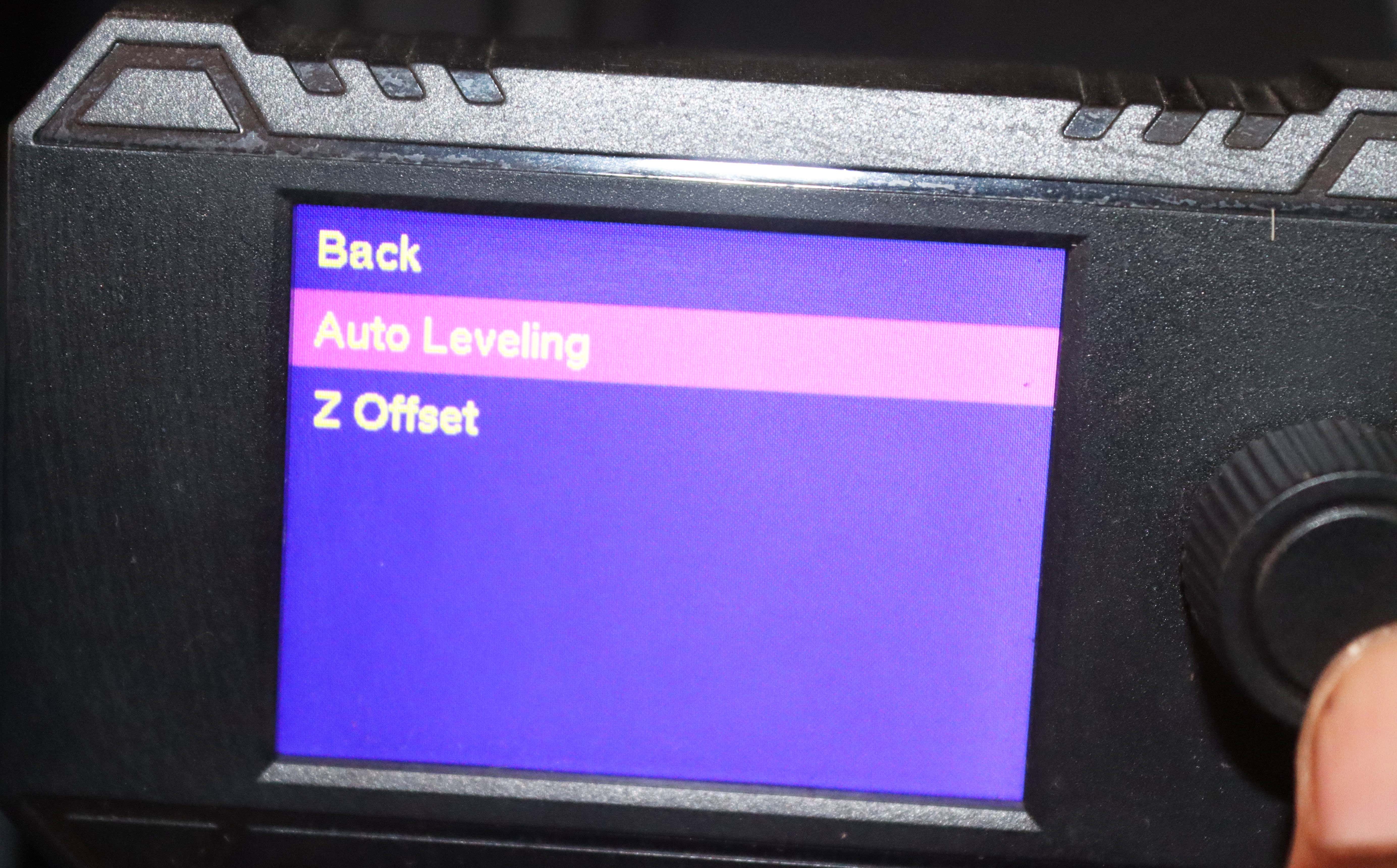 Escolhendo as opções de nivelamento automático na impressora 3D Anycubic