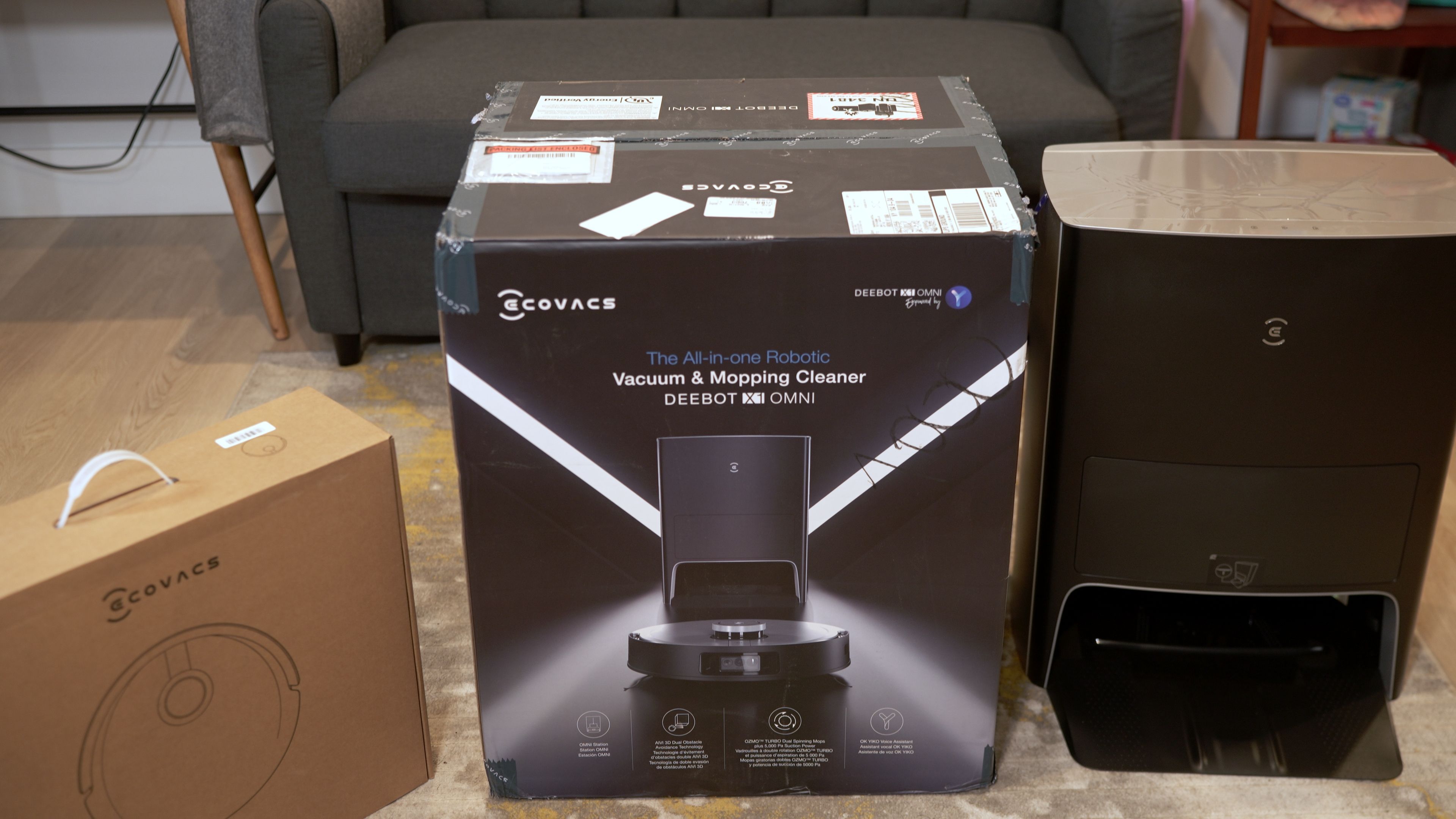 EcoVacs Deebot X1 Omni - Unboxed