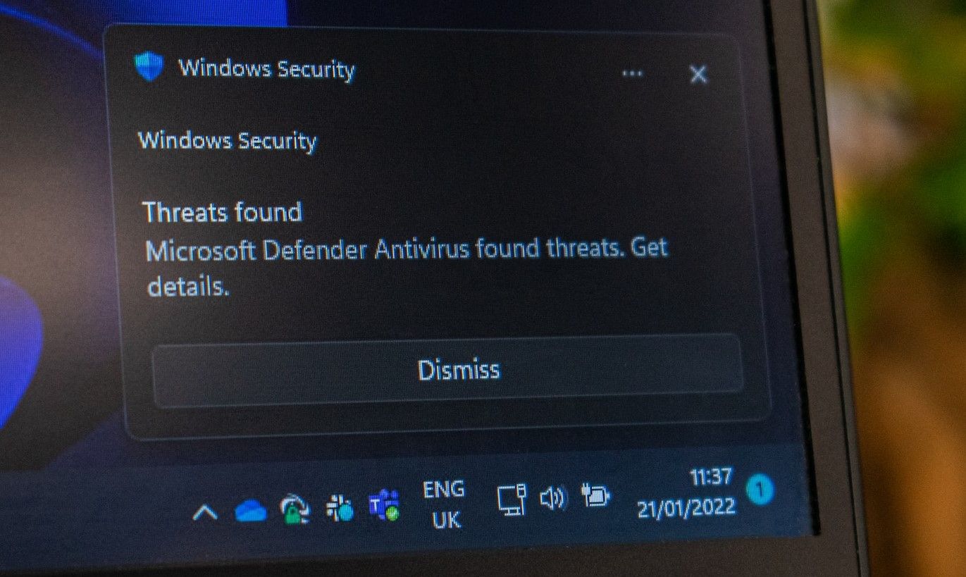 Picture of threat notification from Microsoft Defender