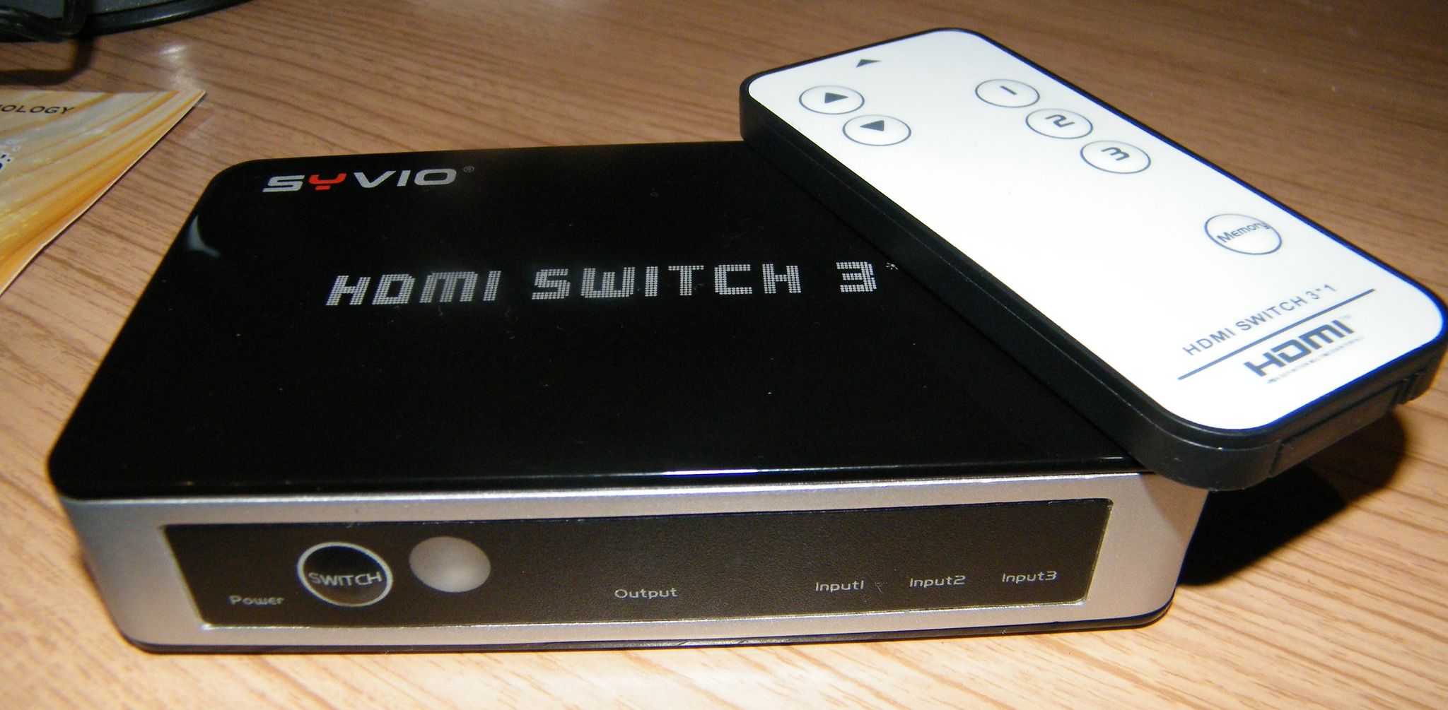 picture of hdmi switch 3 device with remote