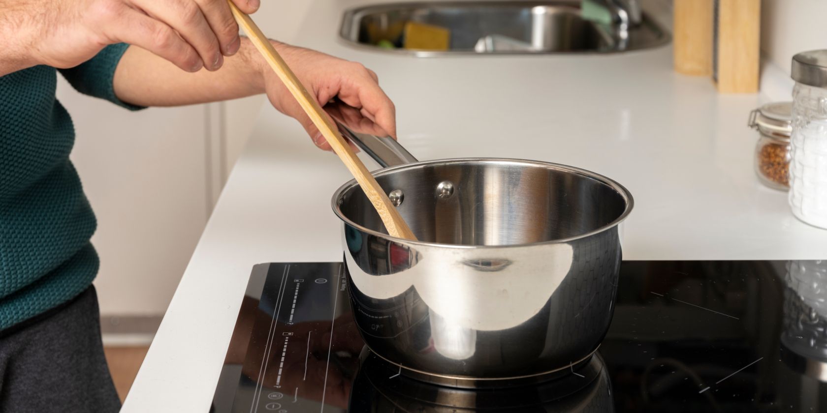  SAKI Automatic Pot Stirrer for Cooking, with 2 speeds