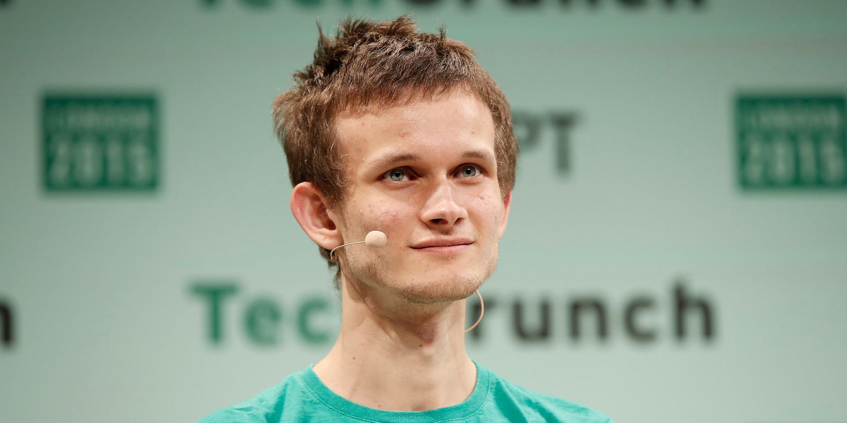 Why Did Ethereum Founder Vitalik Buterin Dump $700K in Altcoins?