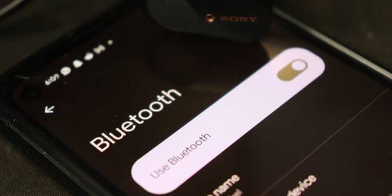 Bluetooth Classic vs. Bluetooth LE: What's Best for Audio Streaming?