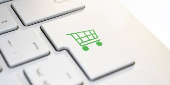 6 Ways to Stay SAFE When Shopping Online