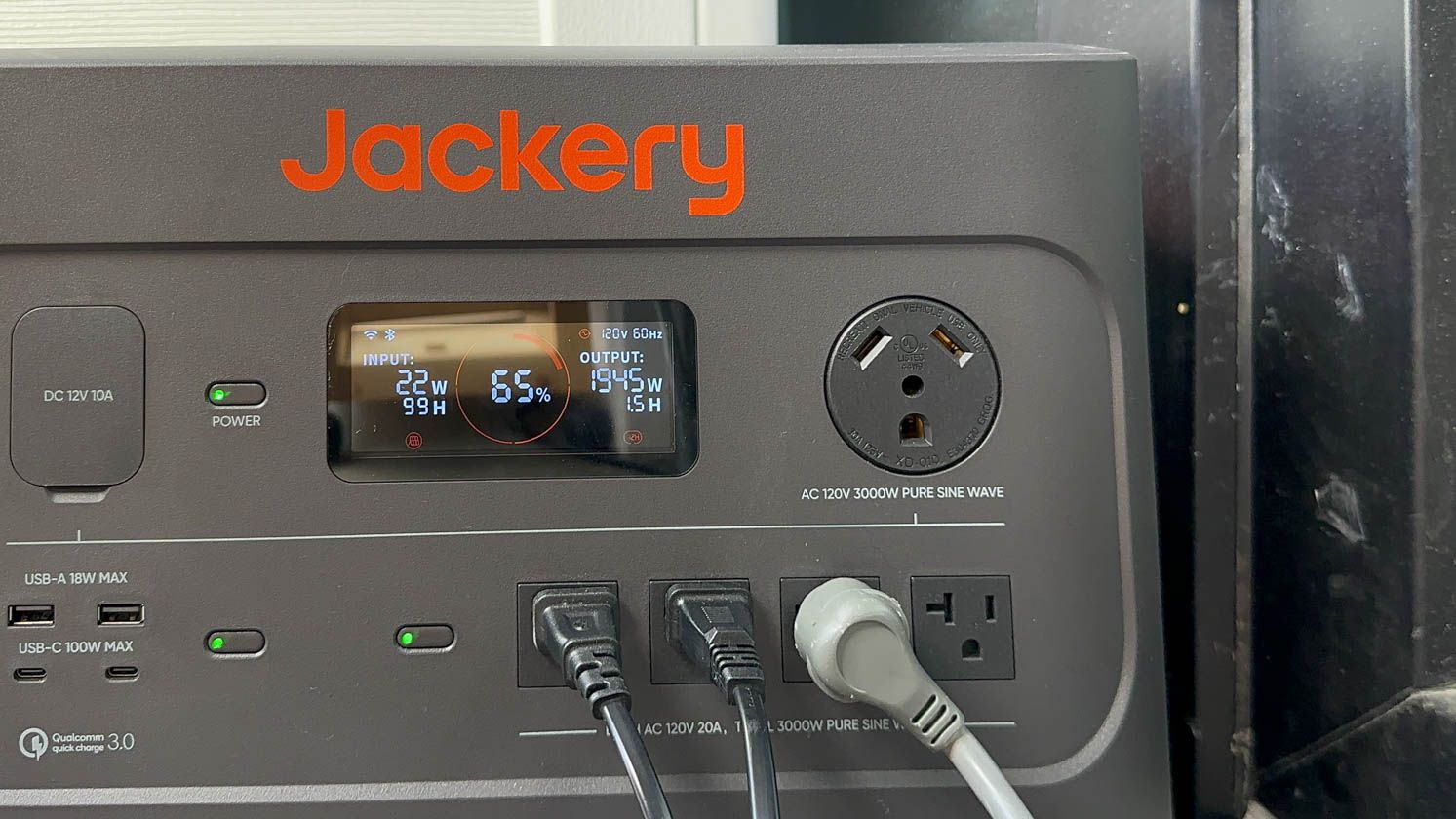 Jackery 3000 Pro Combo - خروجی 1900W+