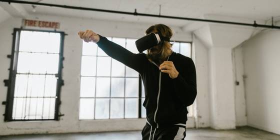 4 Ways Virtual Reality Is Bad for You