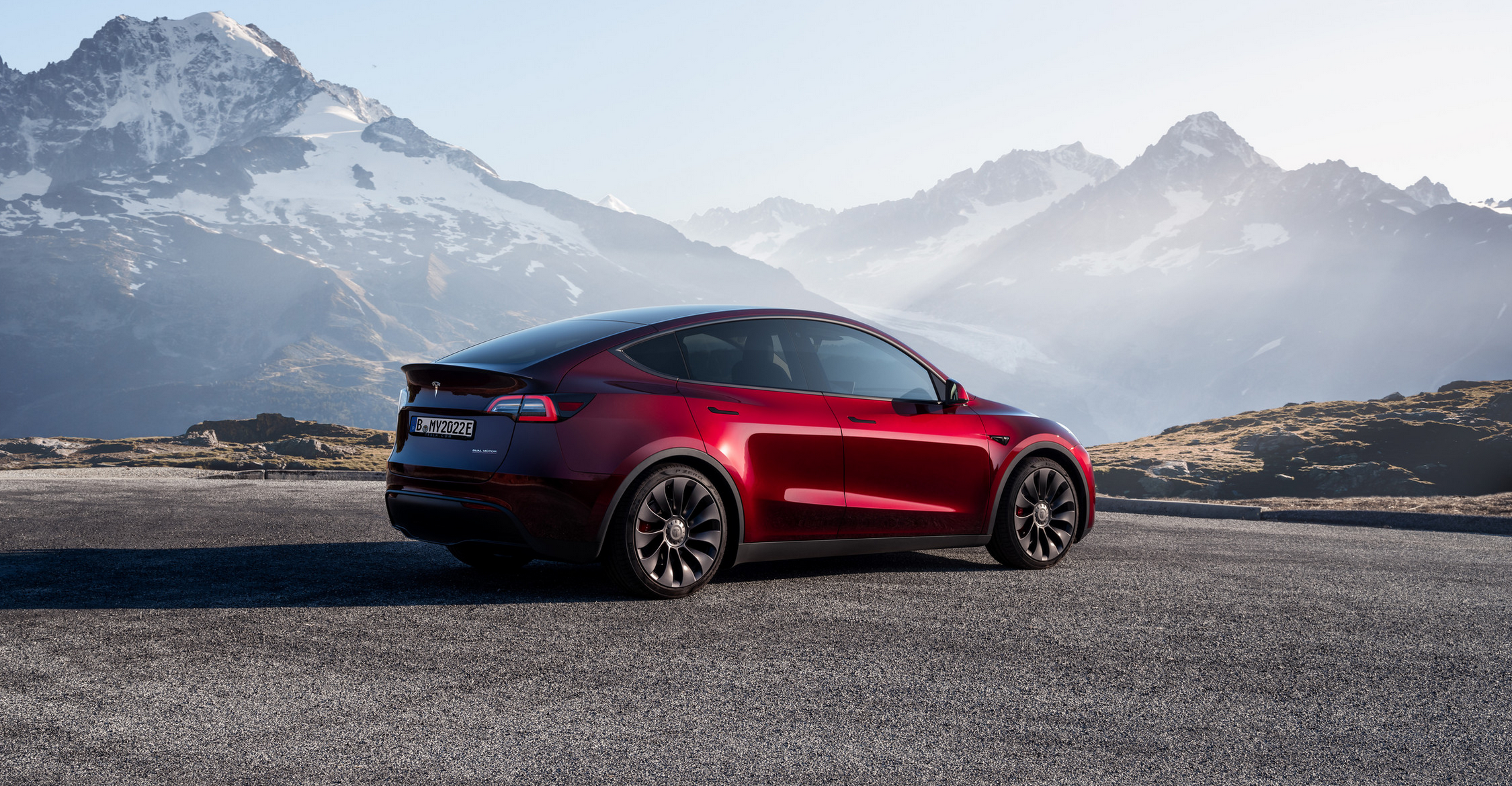 Tesla Model 3 vs. Model Y: What's the Difference?