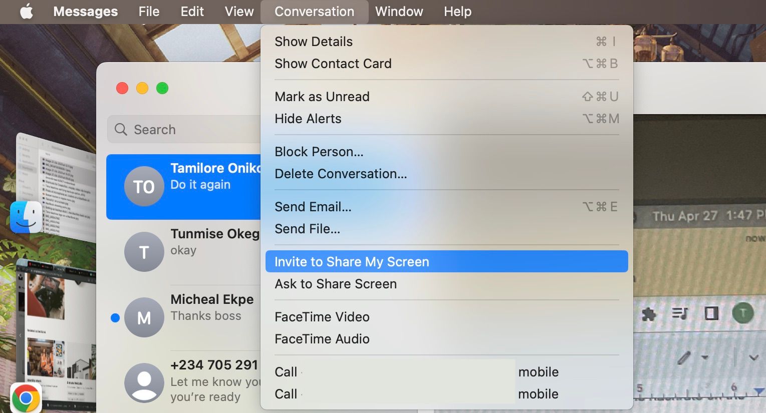 Screenshot of Messages displaying option to share screen in the Conversation menu