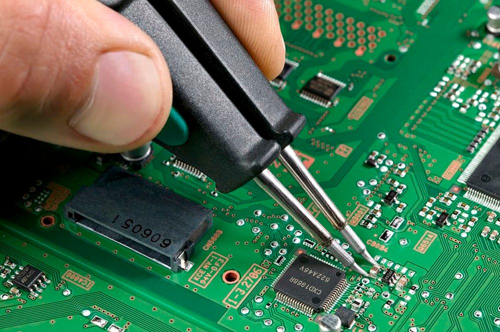 لحیم کاری یک جزء روی PCB