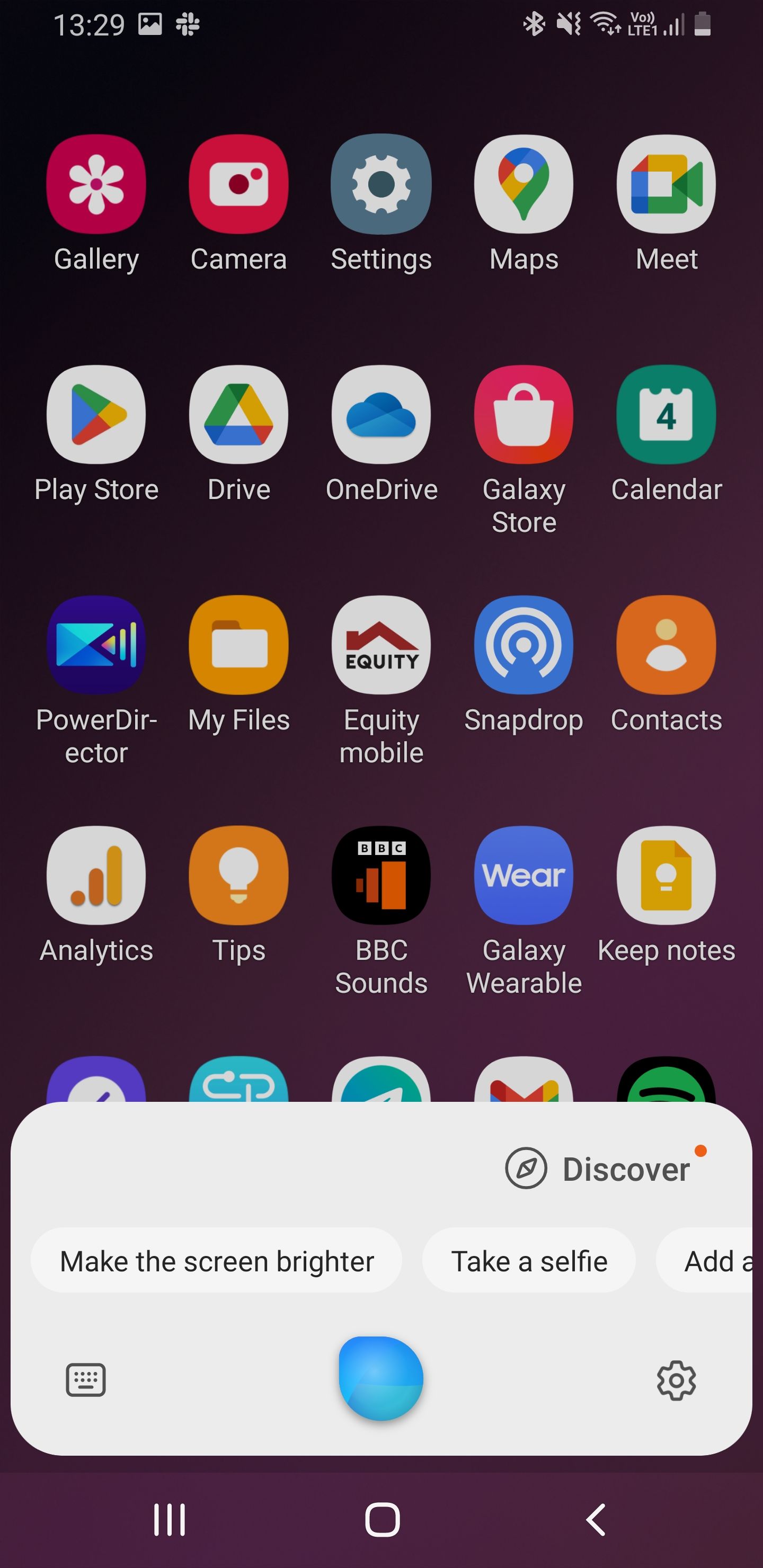 Bixby Voice wake-up interface on a Samsung phone