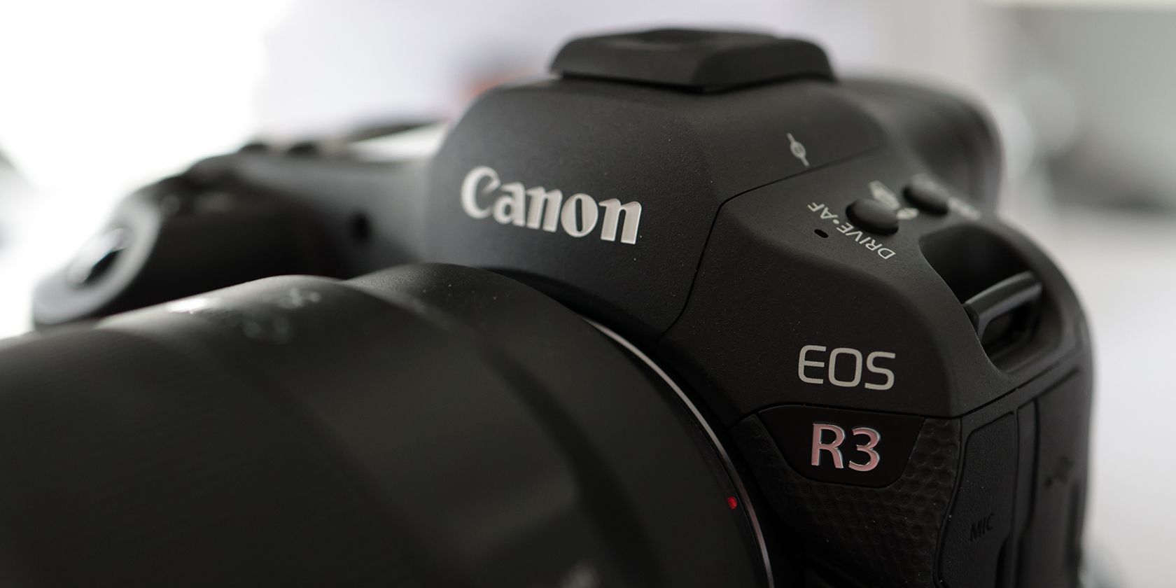Canon EOS R3 close up