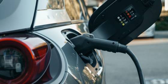 5 Reasons Why You Should Lease an EV Before Buying One