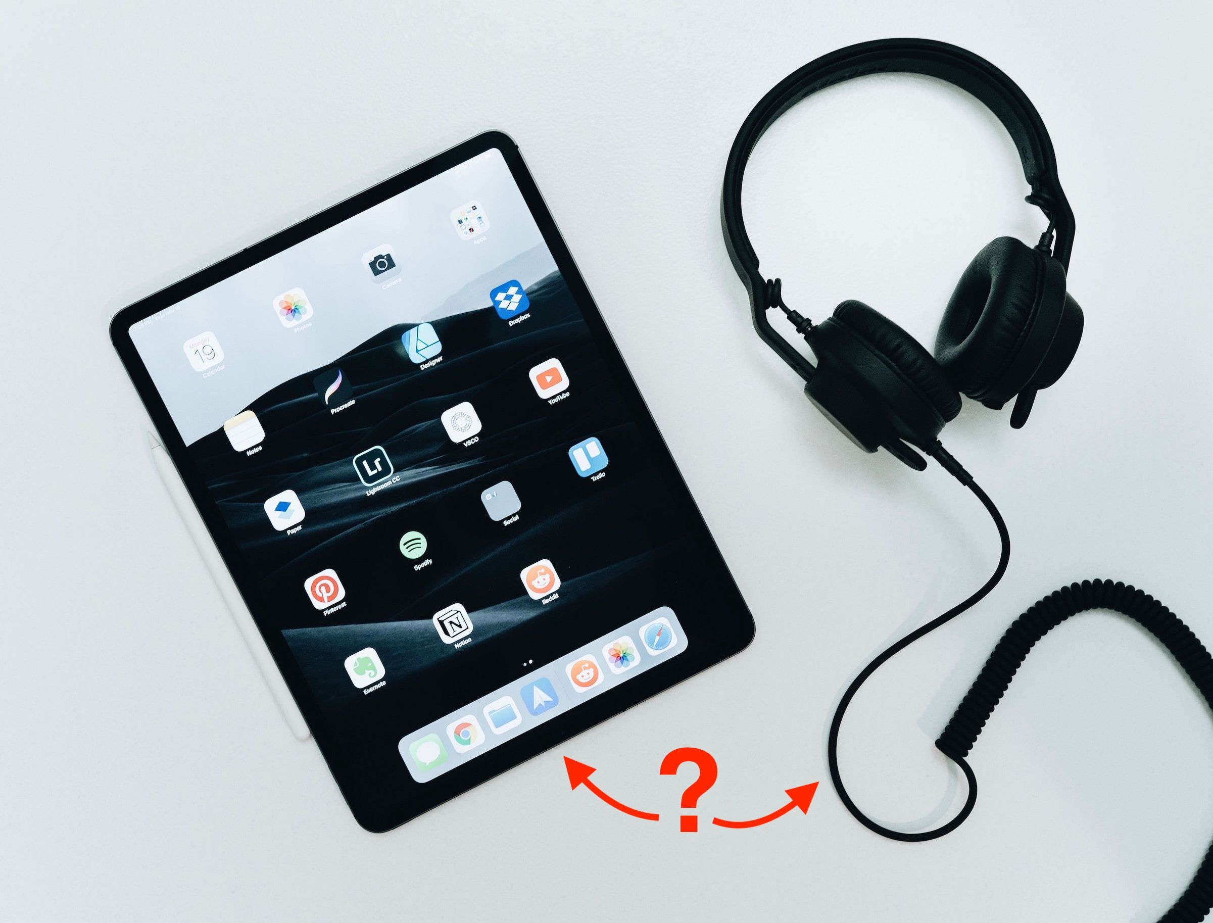 iPad next to headphones not connected