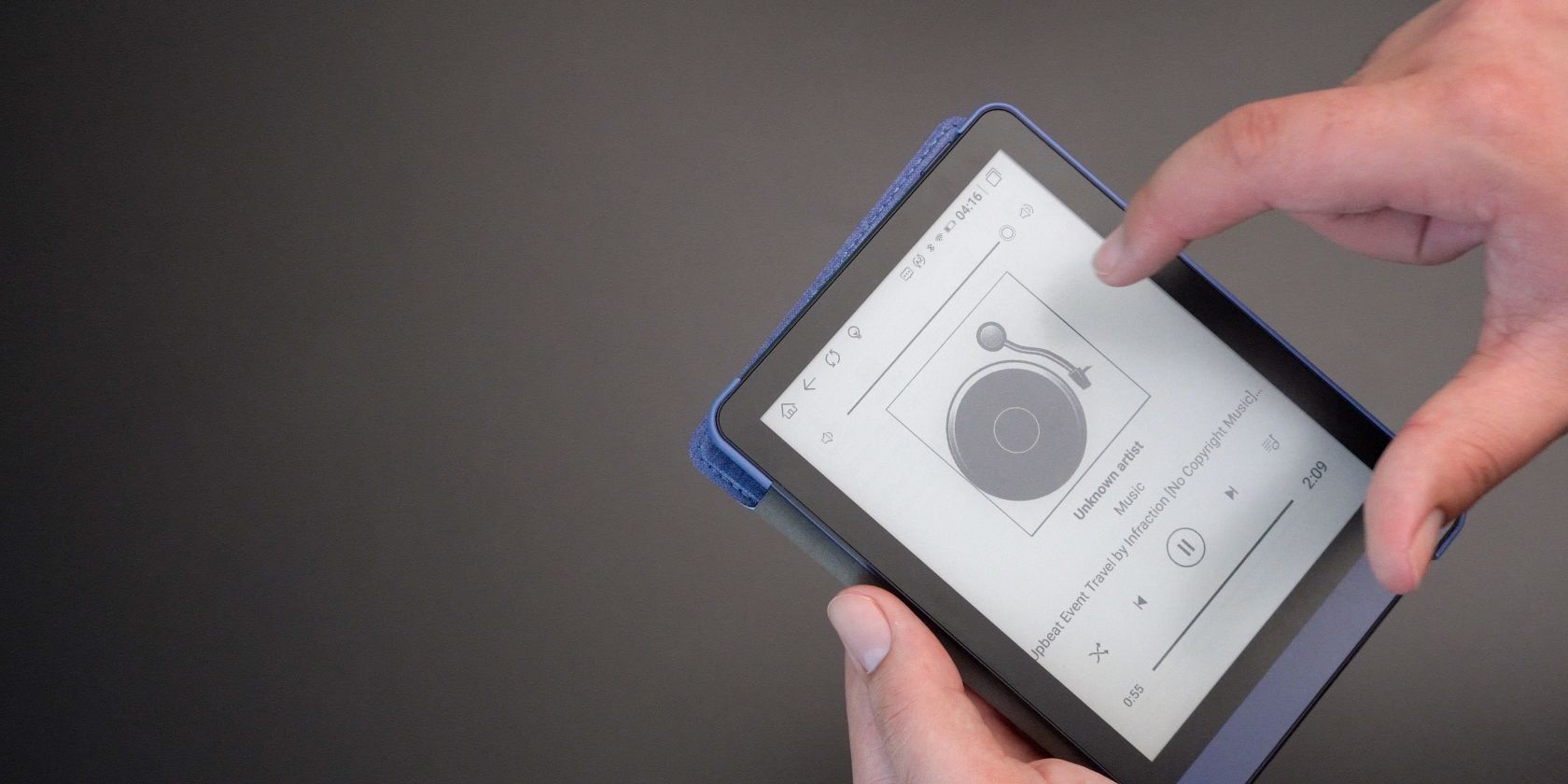 The Meebook M6: Ultra Compact DRM-Free eReader With Google Play