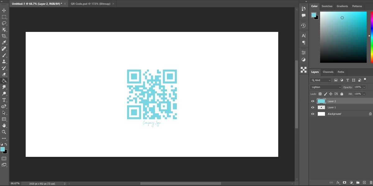 یک کد QR آبی رنگ در فتوشاپ.
