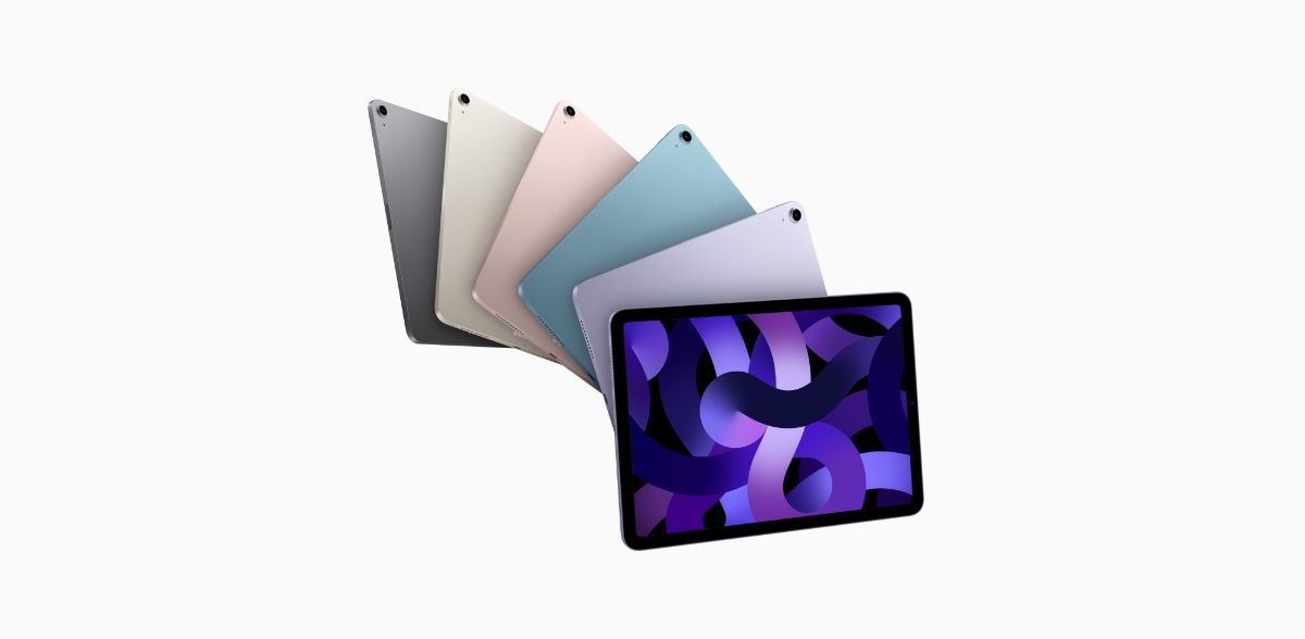 Apple iPad Air dalam warna abu-abu angkasa, cahaya bintang, merah muda, biru, dan ungu