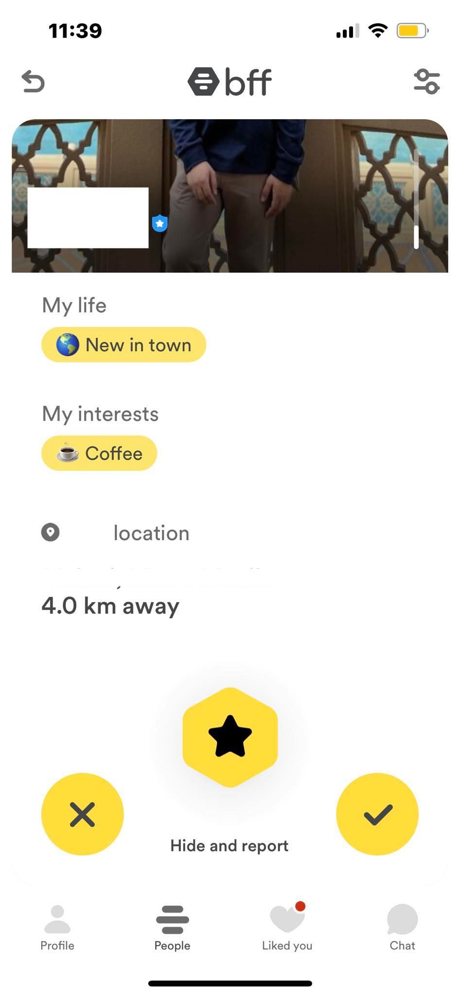 Male Bumble BFF Profile 4km دورتر