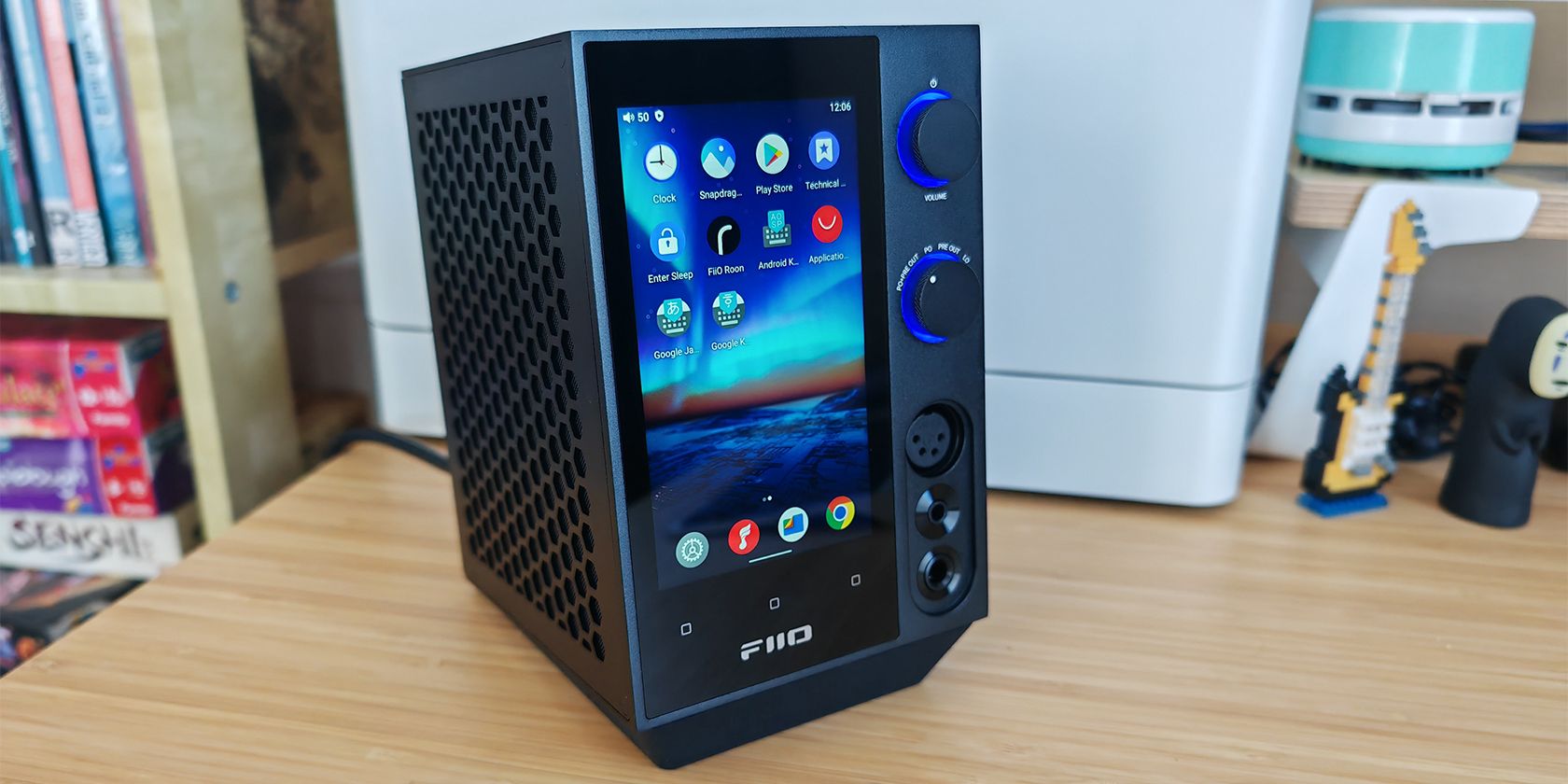 FiiO R7 Desktop Streaming Player and DAC/Amp, Open Box, Black