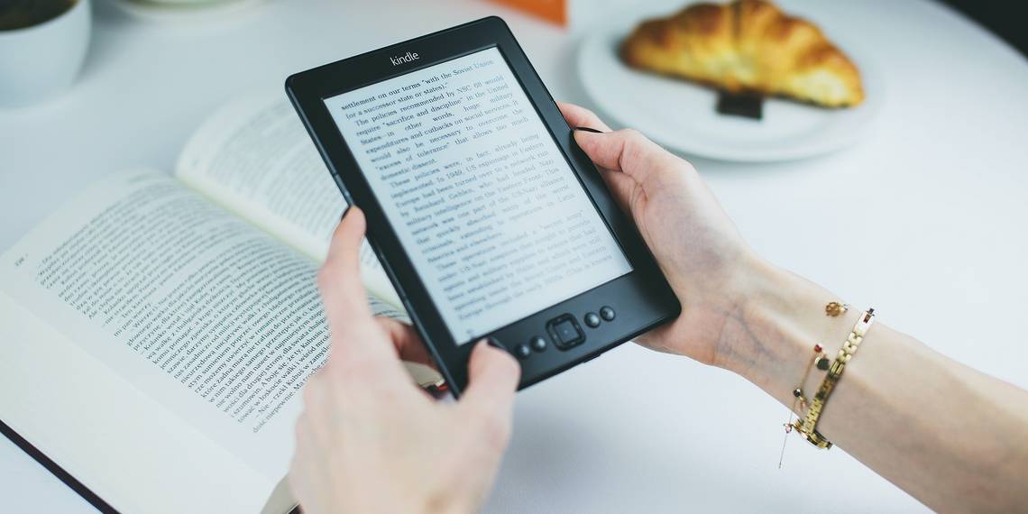 Are eReaders Worth It? The Pros and Cons