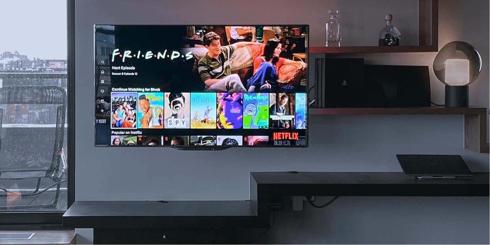 TV Set Friends show lifestyle penthouse living room