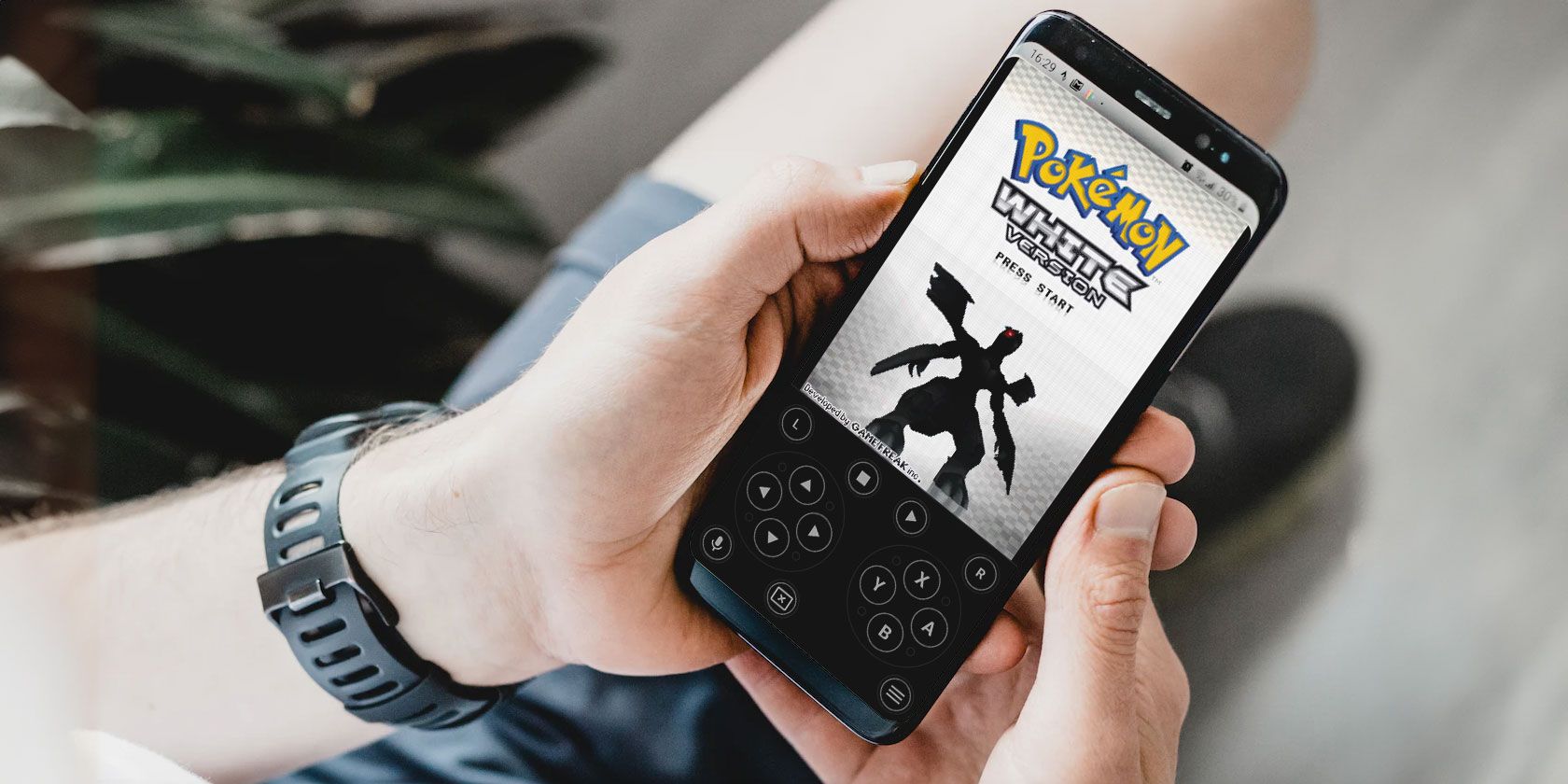 Jogo Pokémon em um telefone Samsung