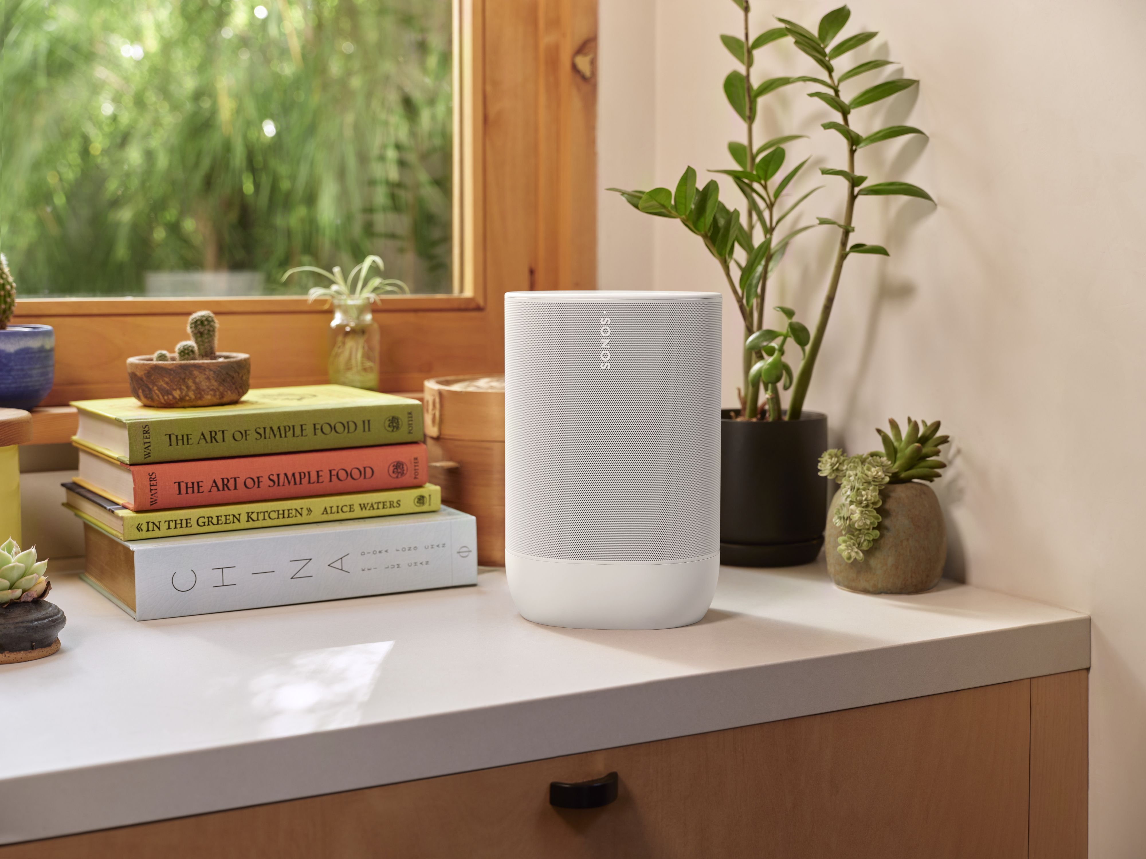 Sonos Move 2 launched with stereo sound, longer battery life, and more