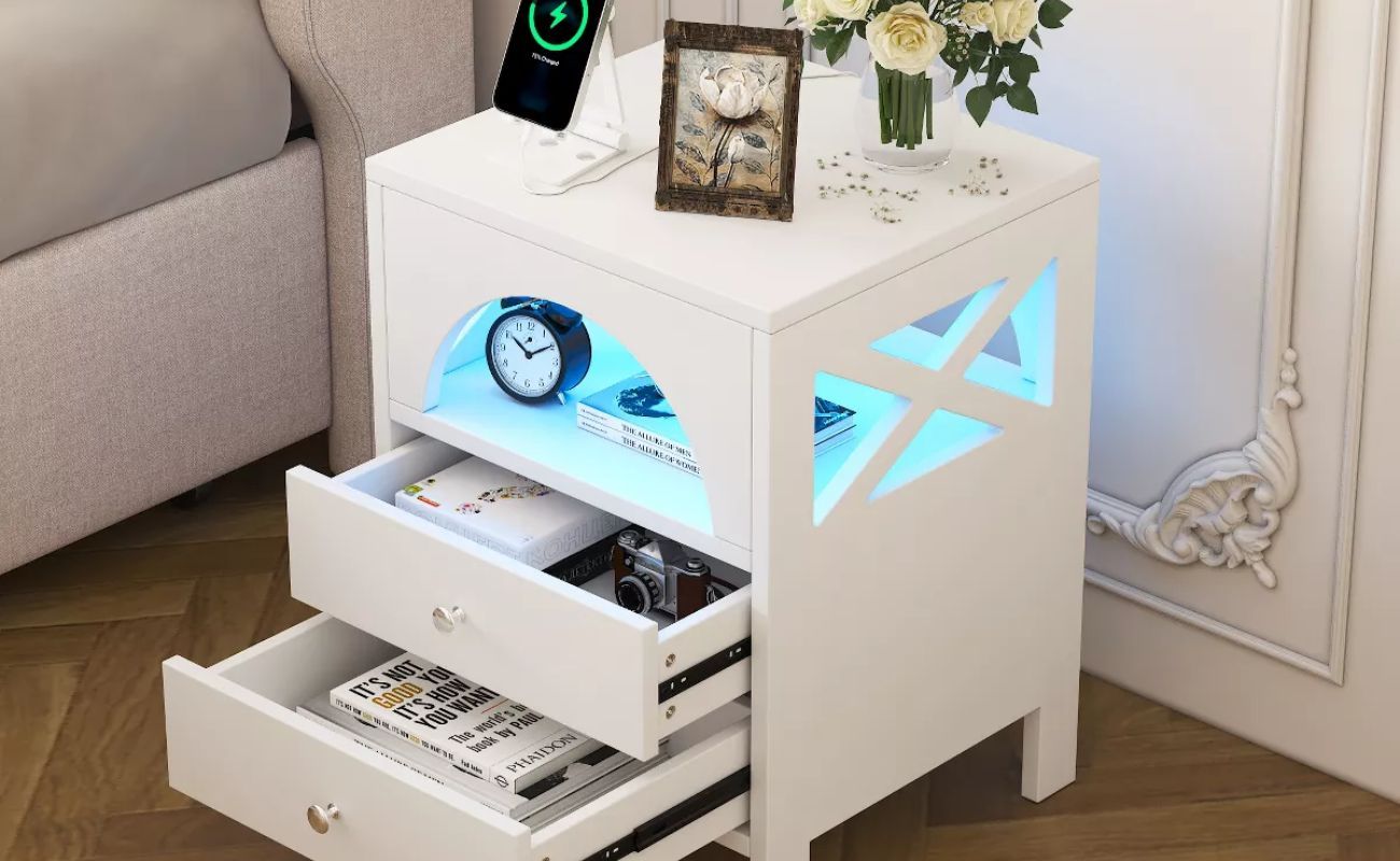 Charging nightstand deals