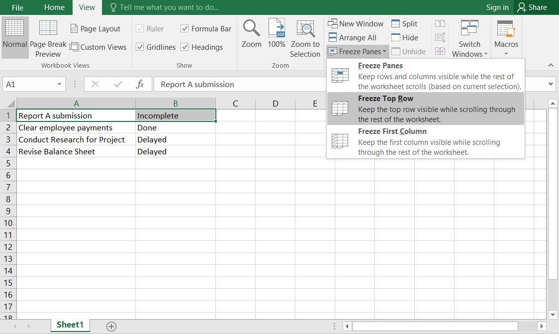 Sélection de l'option Geler la ligne supérieure dans Excel