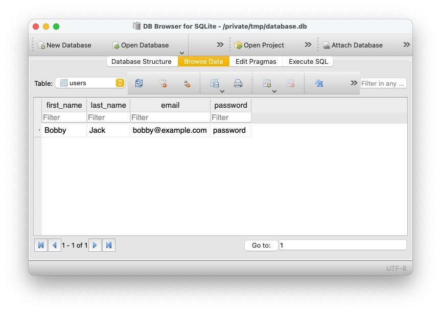 مرورگر DB برای برنامه SQLite که یک رکورد کاربر را در جدول پایگاه داده نشان می دهد.