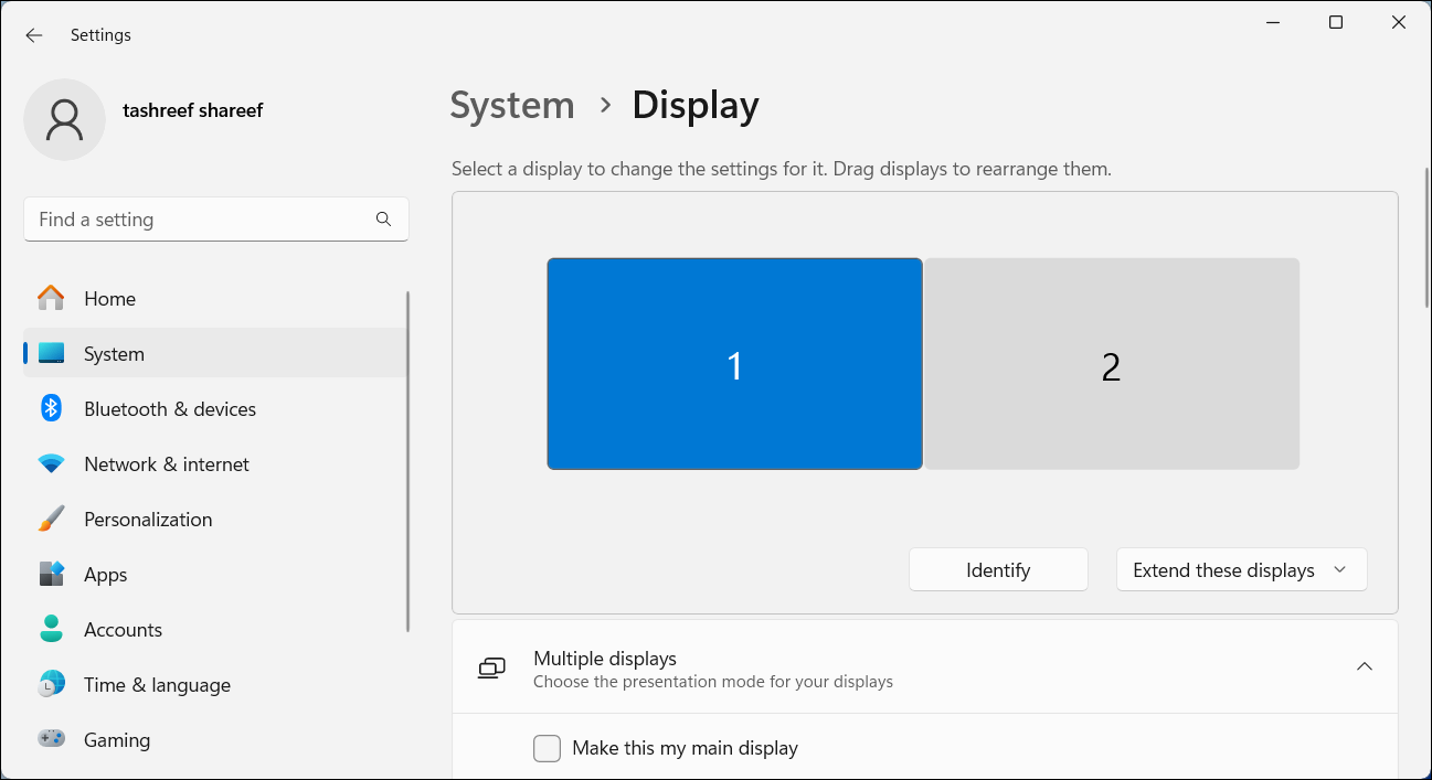 Настройки отображения Windows 11, показывающие выбранный дисплей