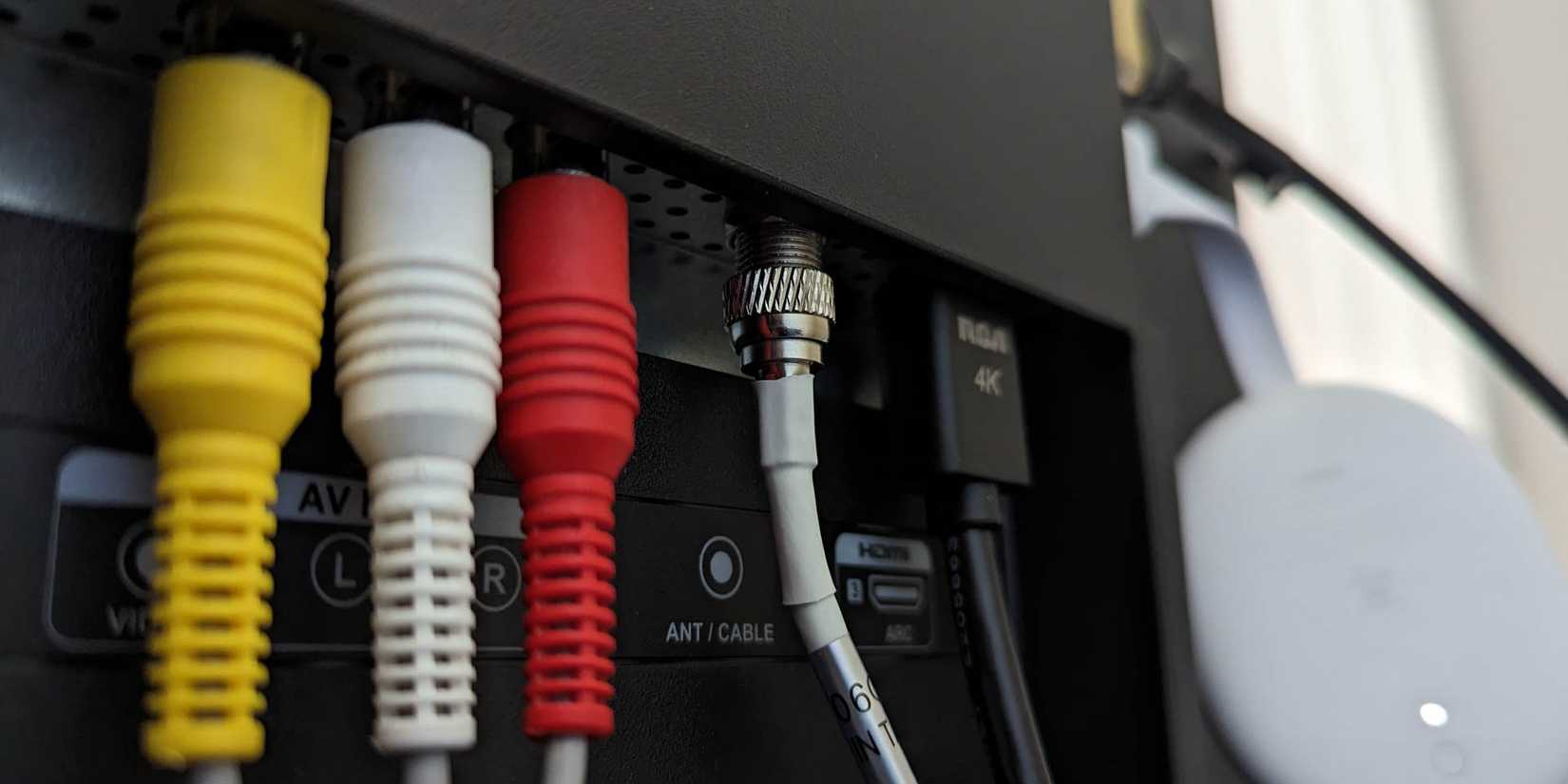 These Are the 9 Most Important Ports Your Smart TV Should Have