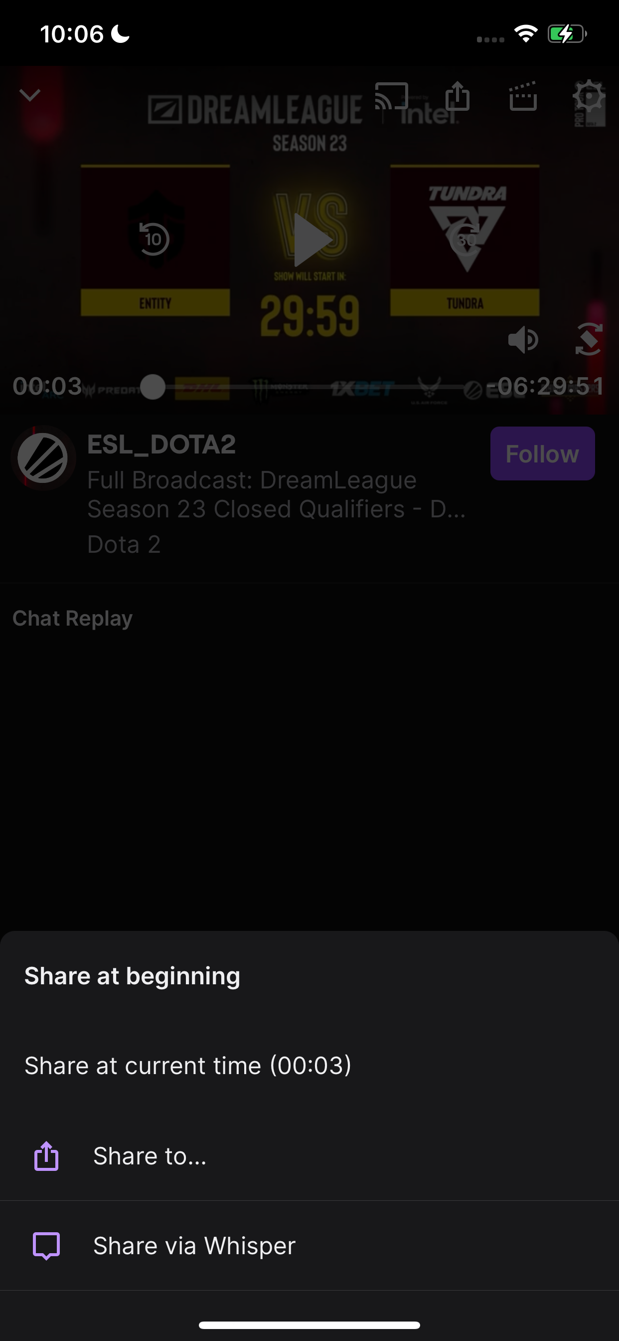 Делитесь трансляцией Twitch из приложения Twitch на iPhone.