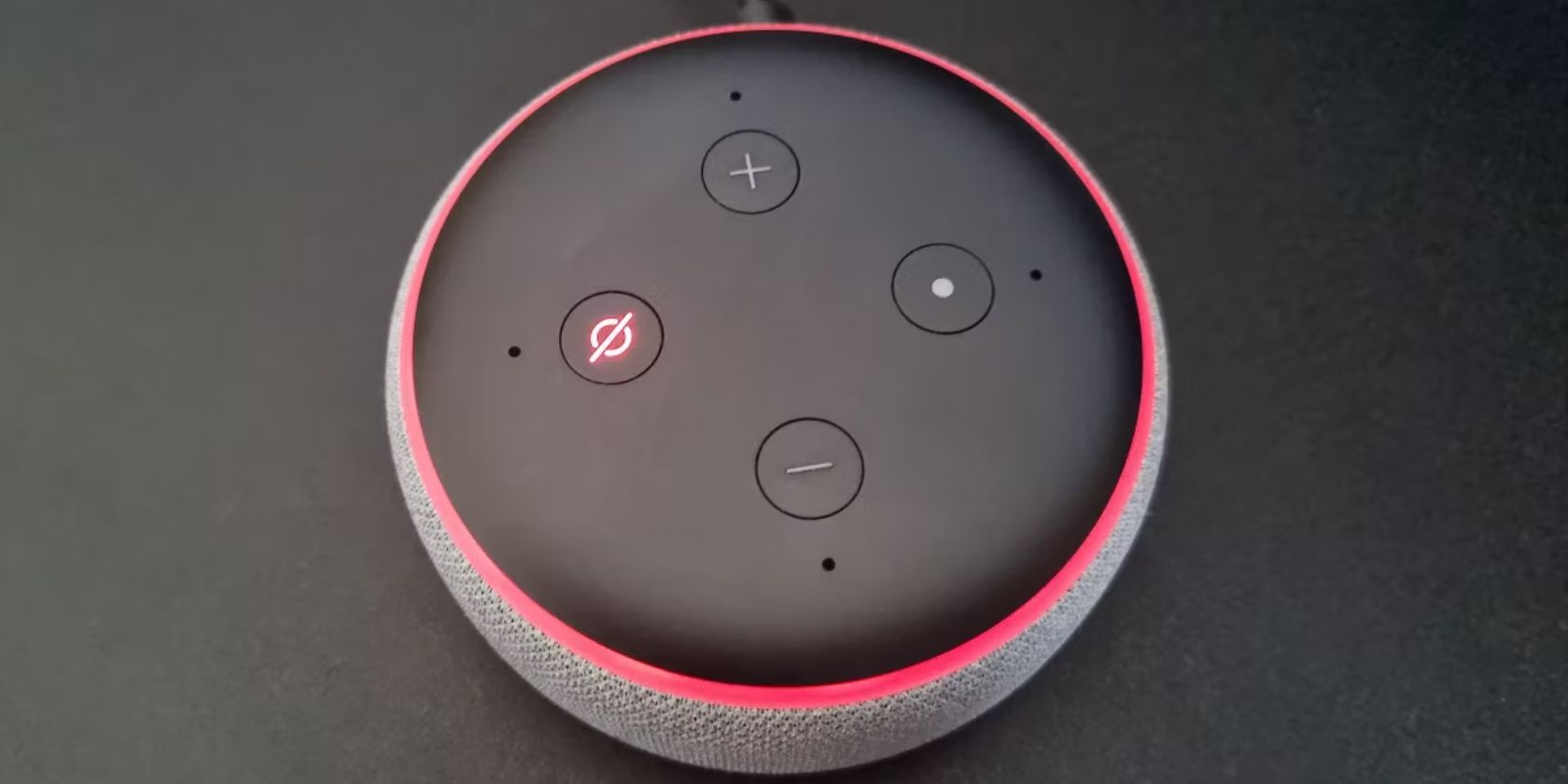 alexa com anel vermelho imagem em destaque