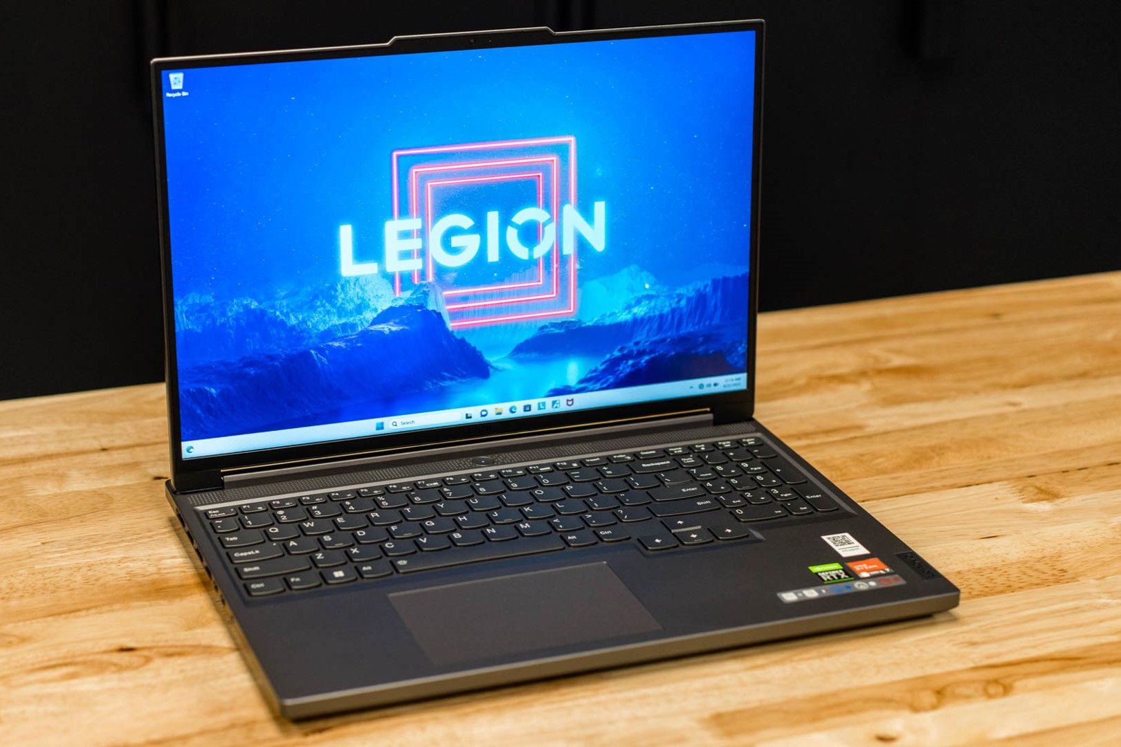 The Lenovo Legion Slim 5 on the home screen