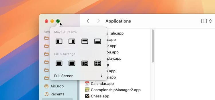 منوی دکمه سبز برای یک برنامه پنجره در macOS Sequoia گزینه هایی را برای جابجایی، تغییر اندازه و پر کردن پنجره ها در یک فاصله نشان می دهد.