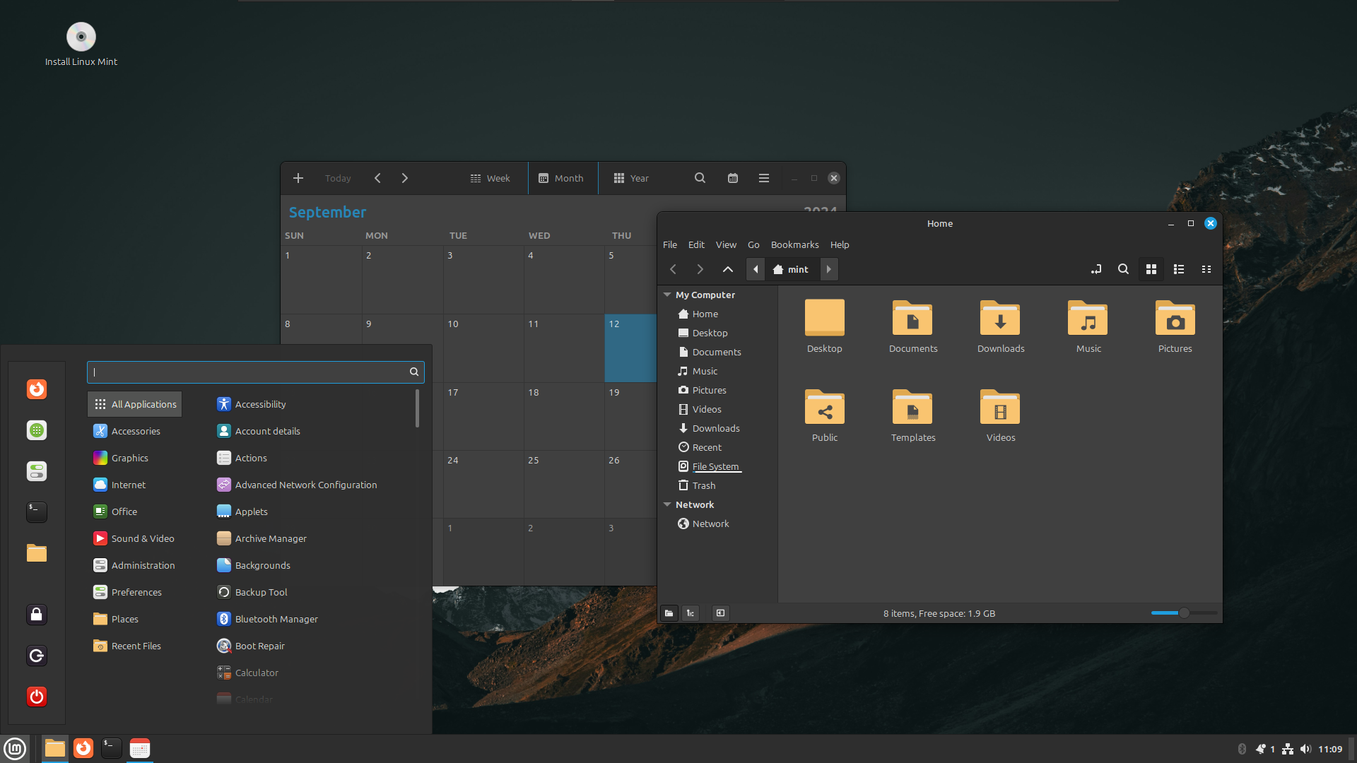 Linux Mint desktop with a calendar app and a file browser open