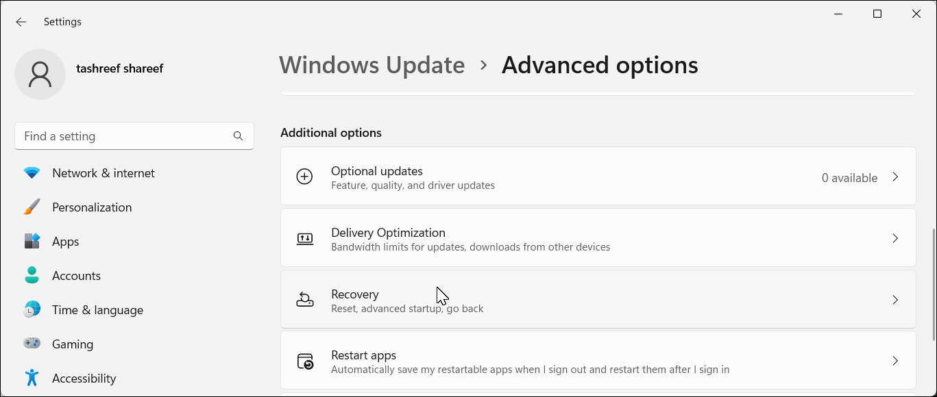 Windows 11 Settings app with Optional updates highlighted