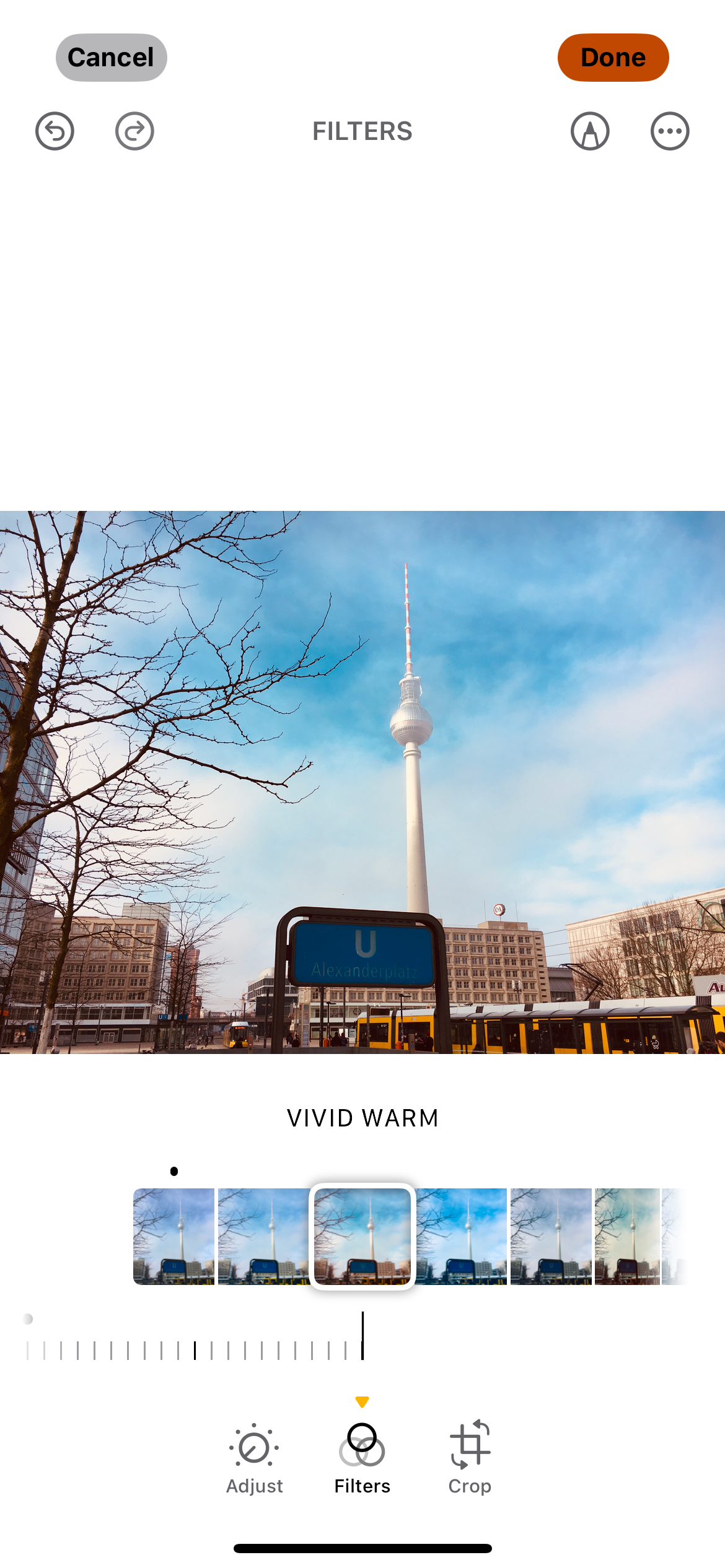 افزودن فیلتر Vivid Warm به عکس آیفون با نوردهی بیش از حد