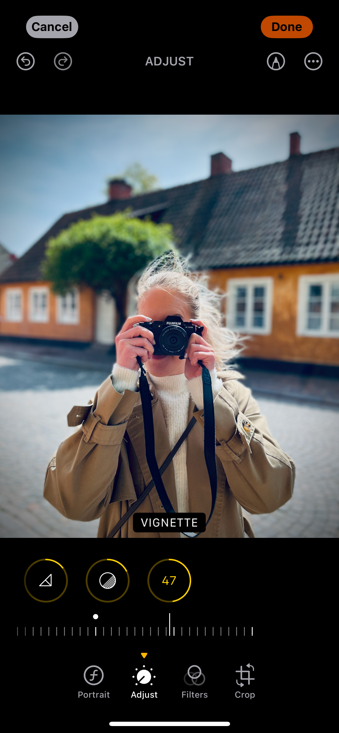 Adding vignetting to a portrait photo