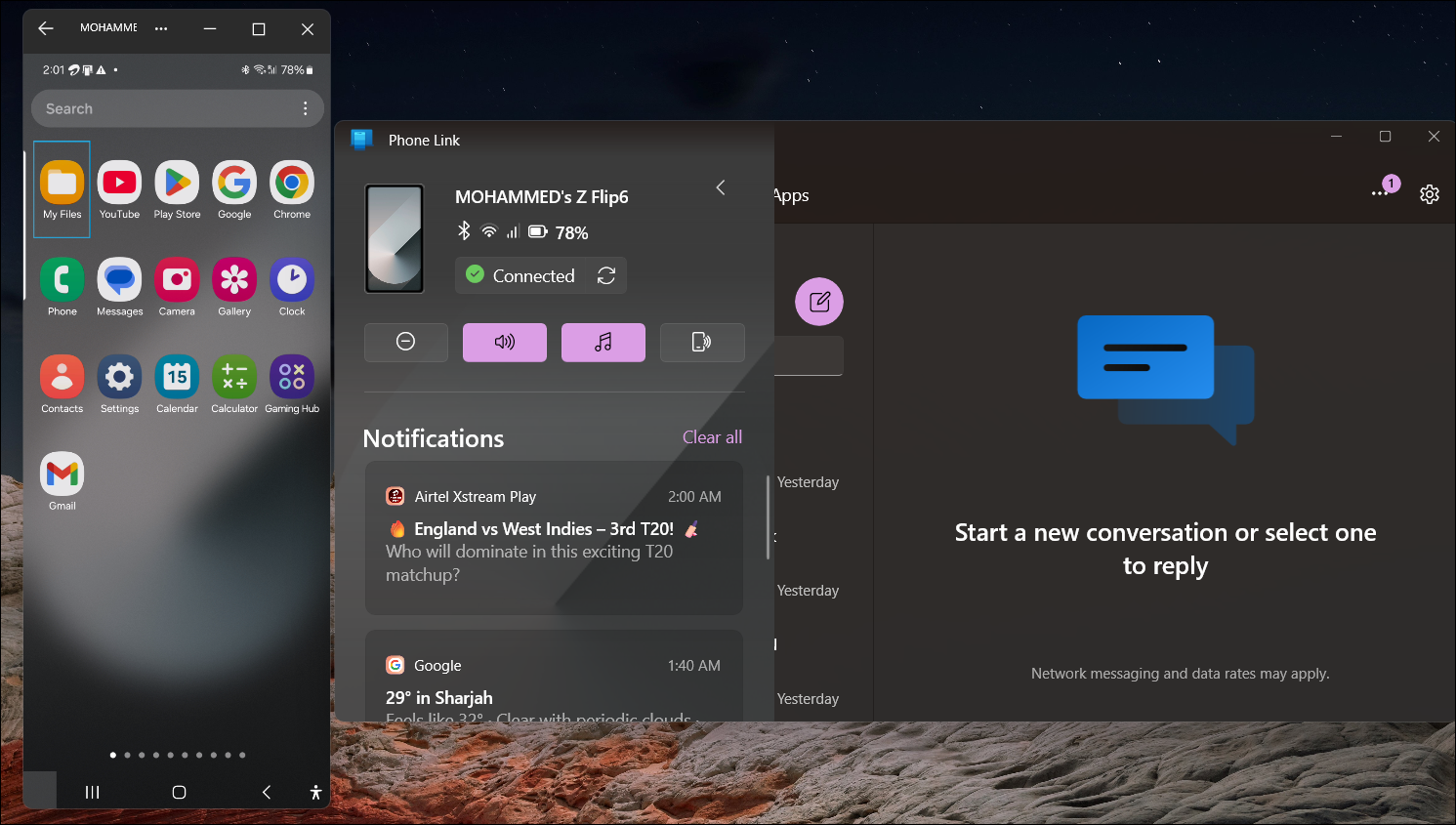 Phone Link app on Windows 11 with screen mirroring in action