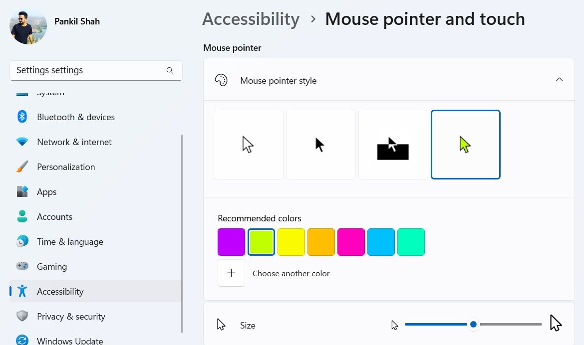 Mouse pointer options in Windows 11 Settings app