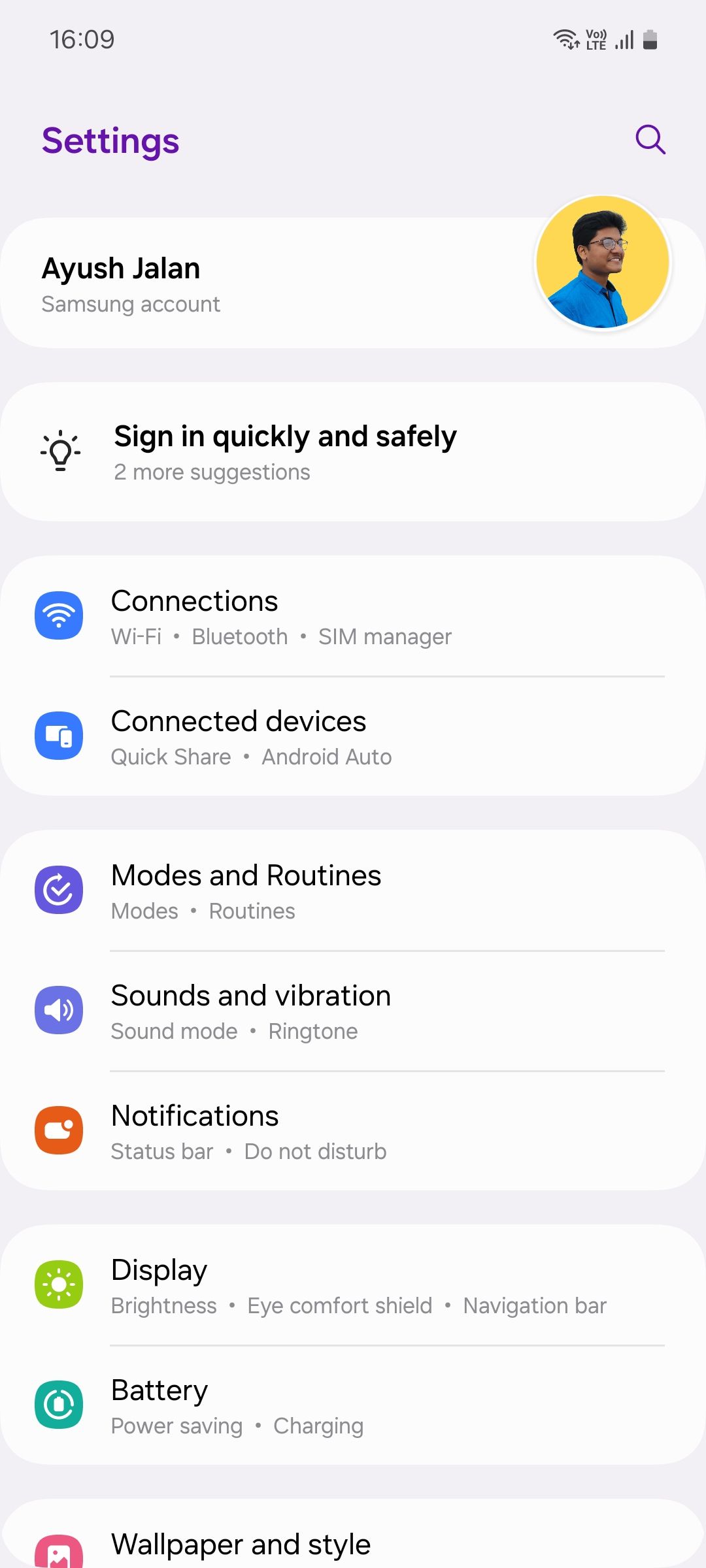 Samsung One UI device settings list