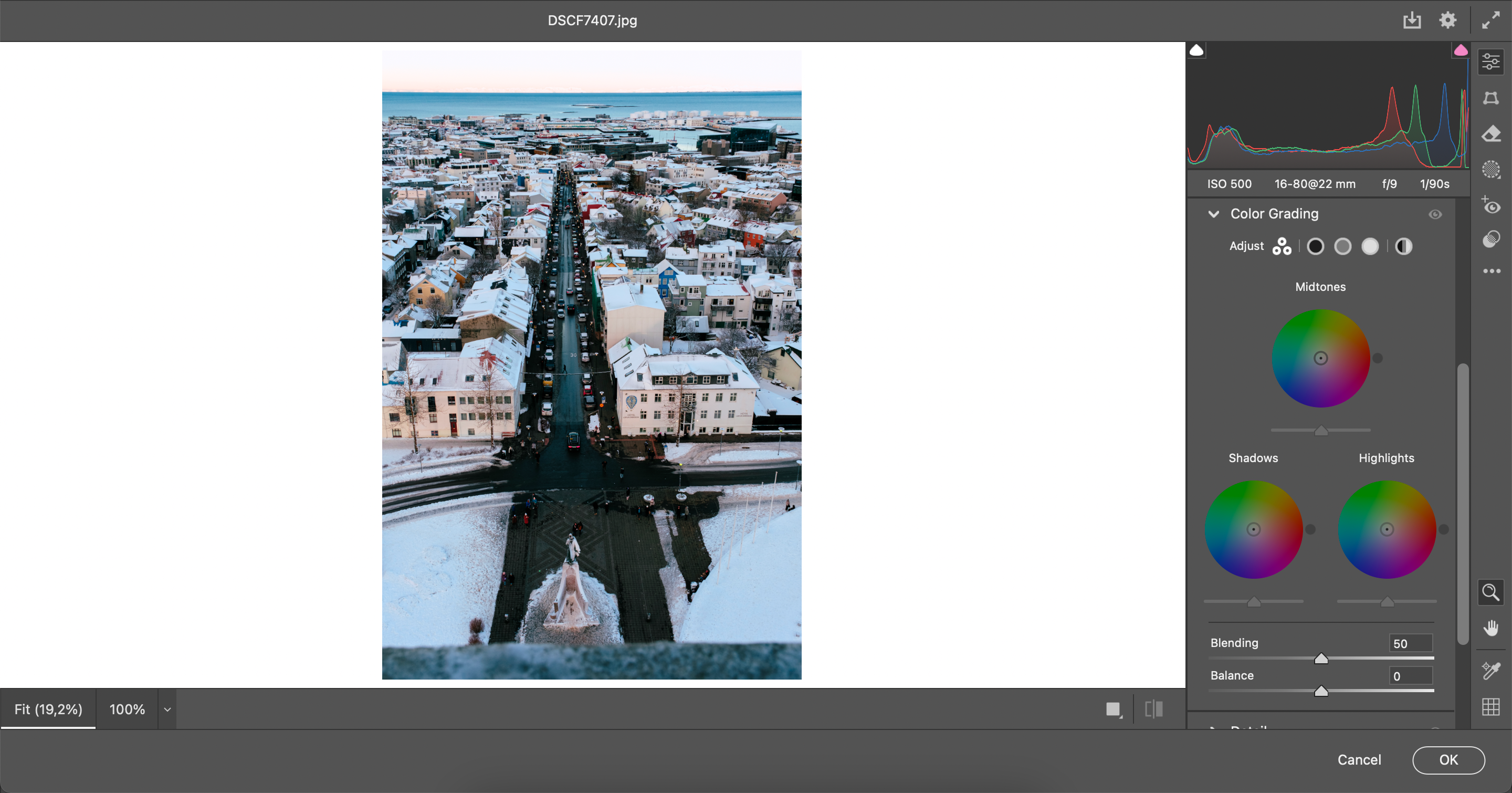 Использование приложения Camera Raw для редактирования фотографии из Photoshop