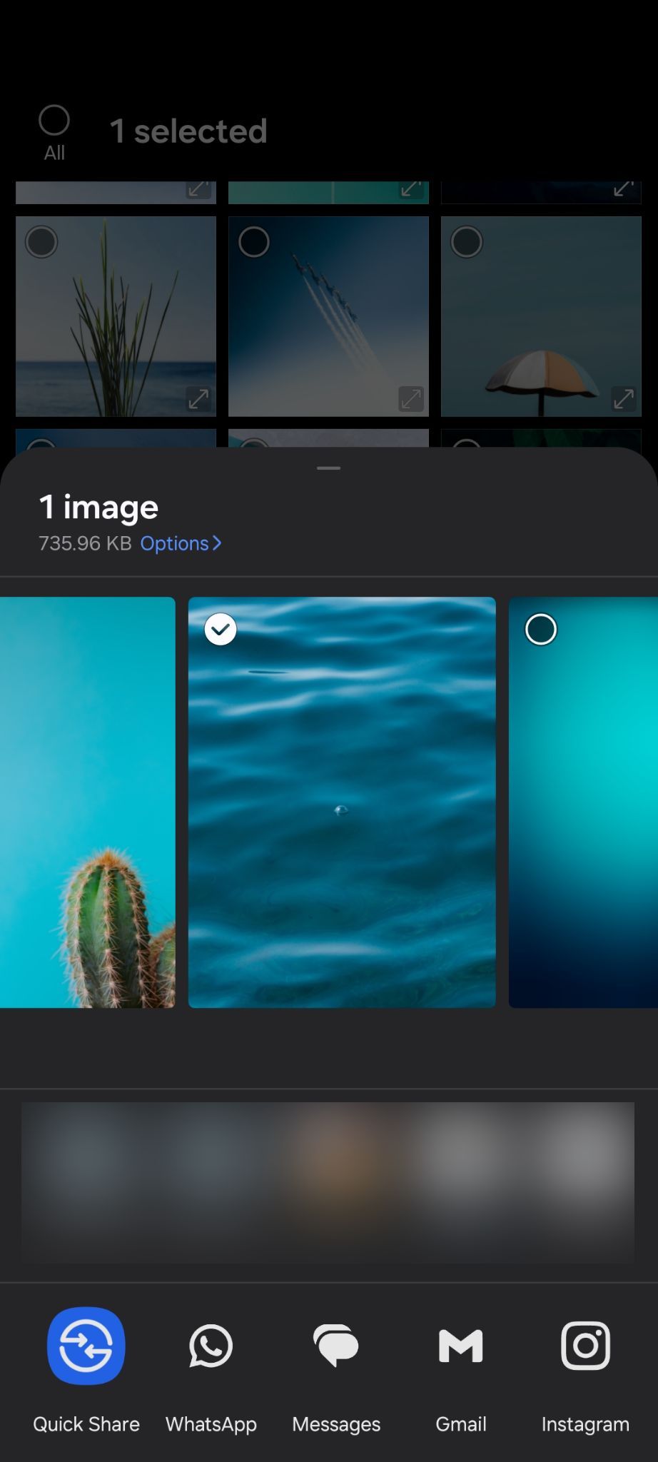 Sharing a gallery photo on Samsung