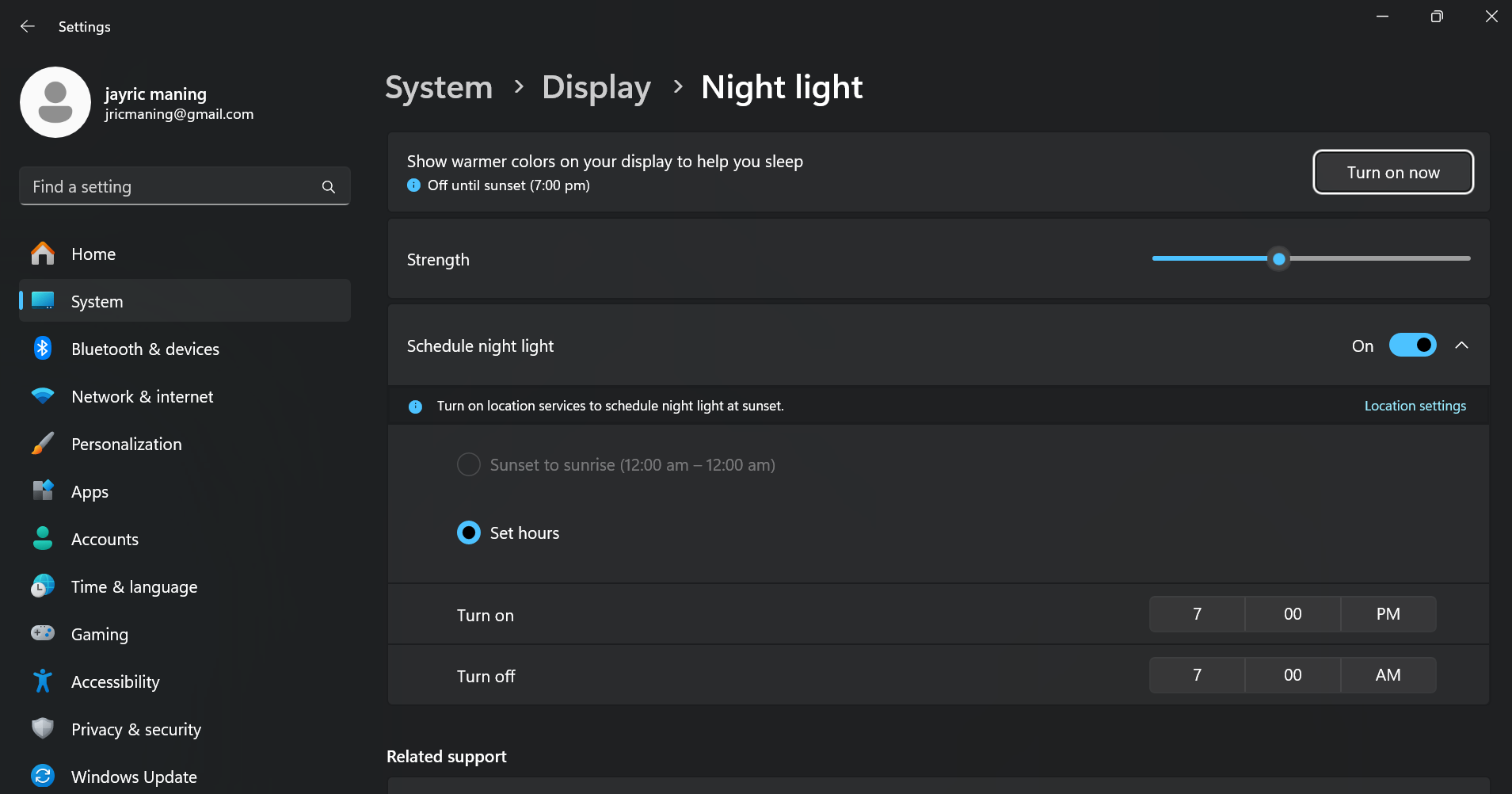 Setting up Windows Night Light feature
