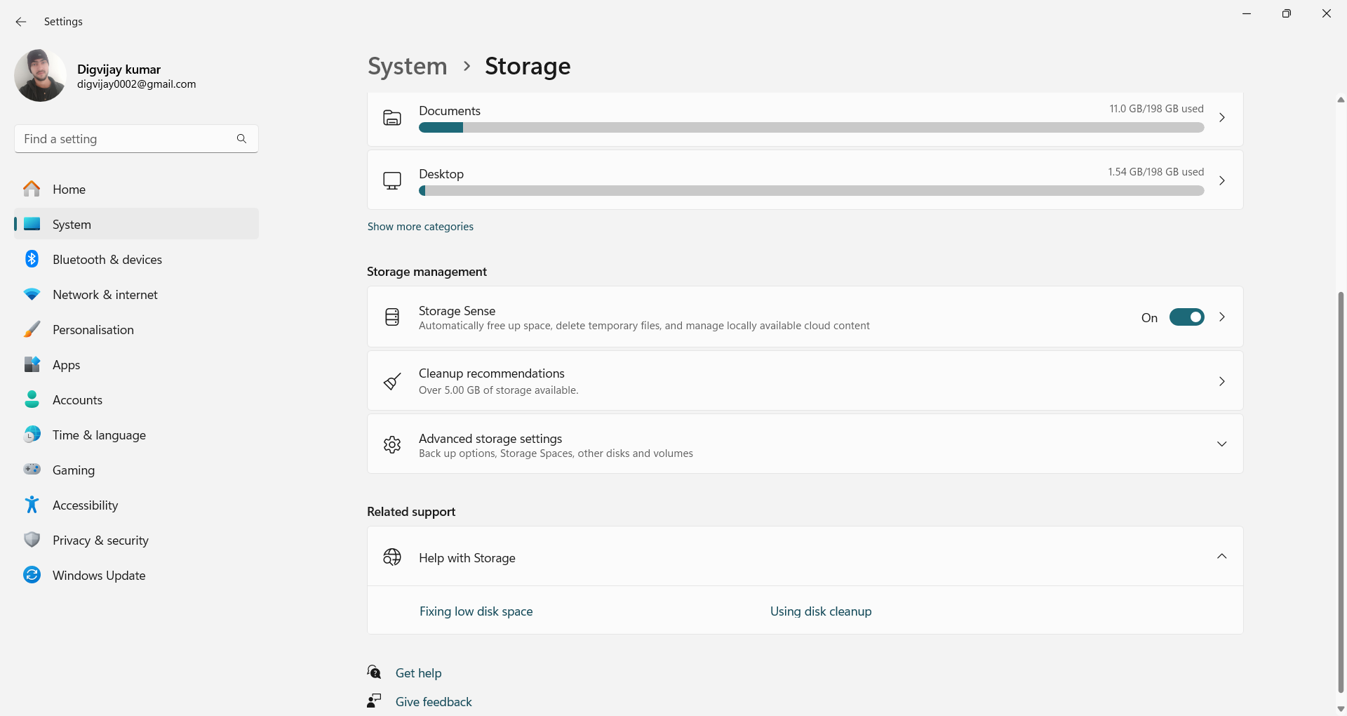 Turning on Storage Sense in Windows 11